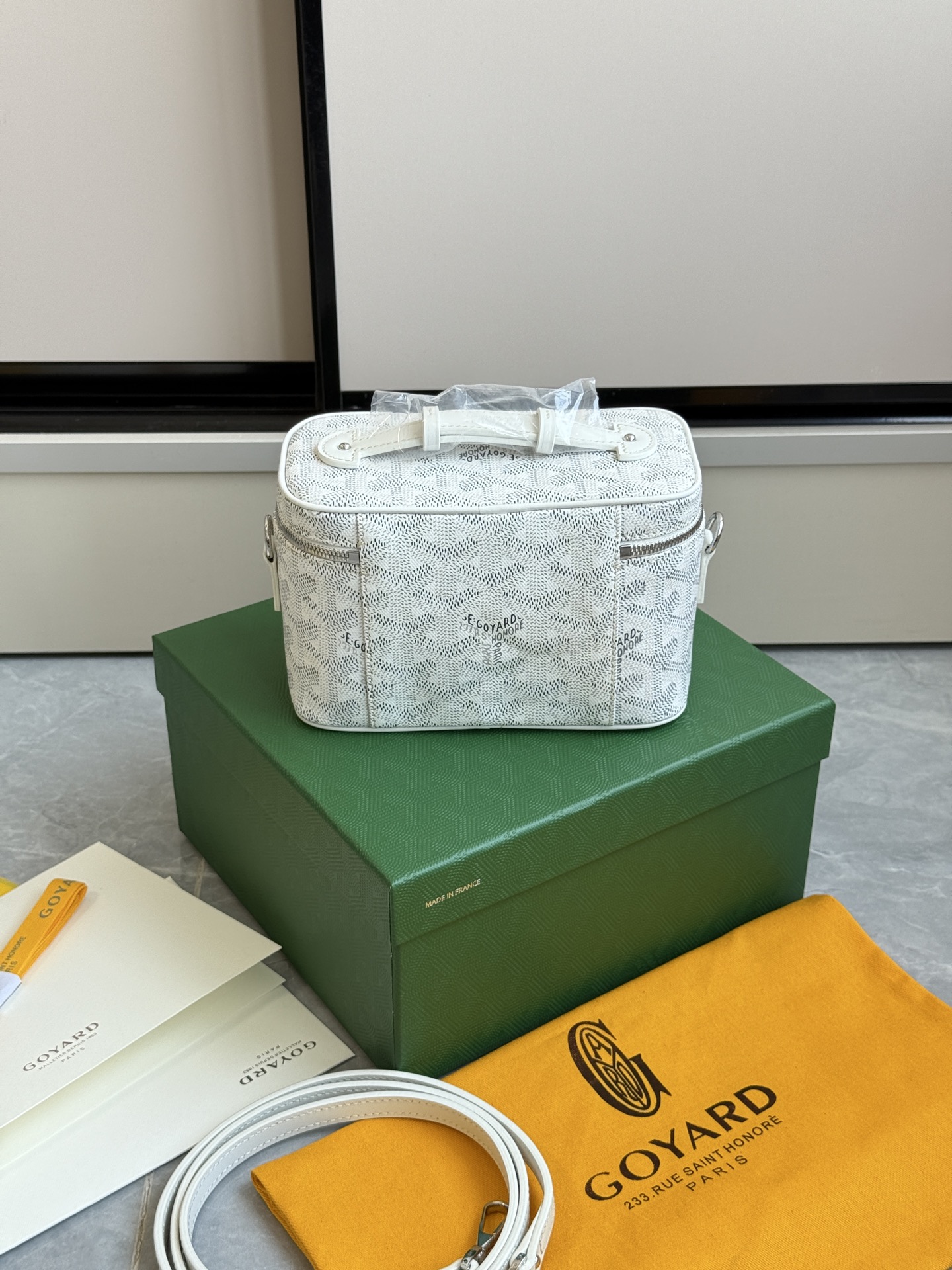 Goyard 升级版狗牙化妆包迷你·白色