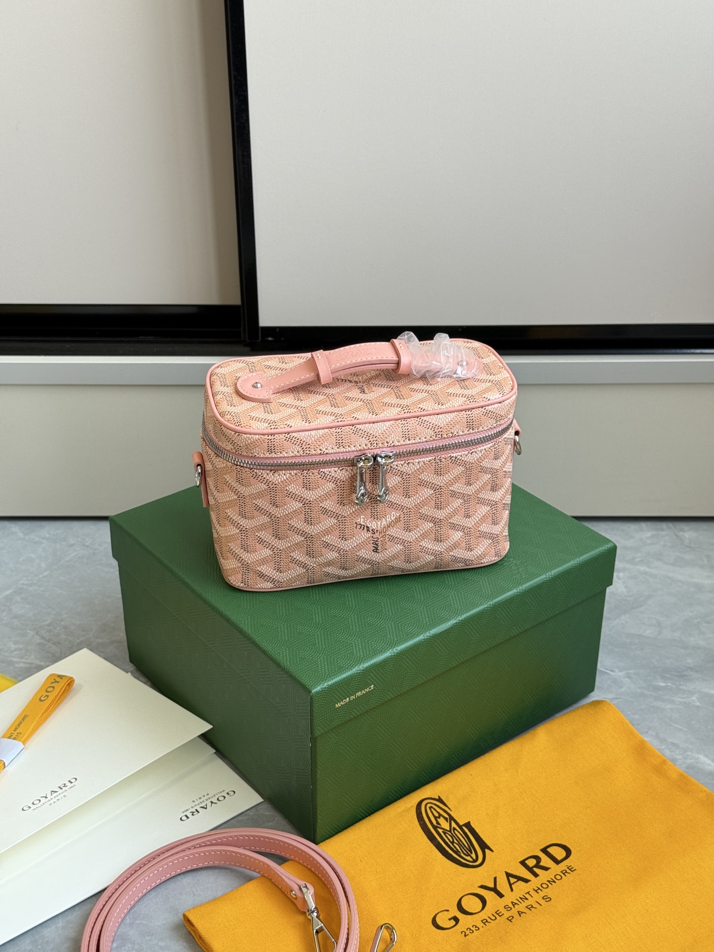 Dior 升级版狗牙化妆包迷你·粉色
