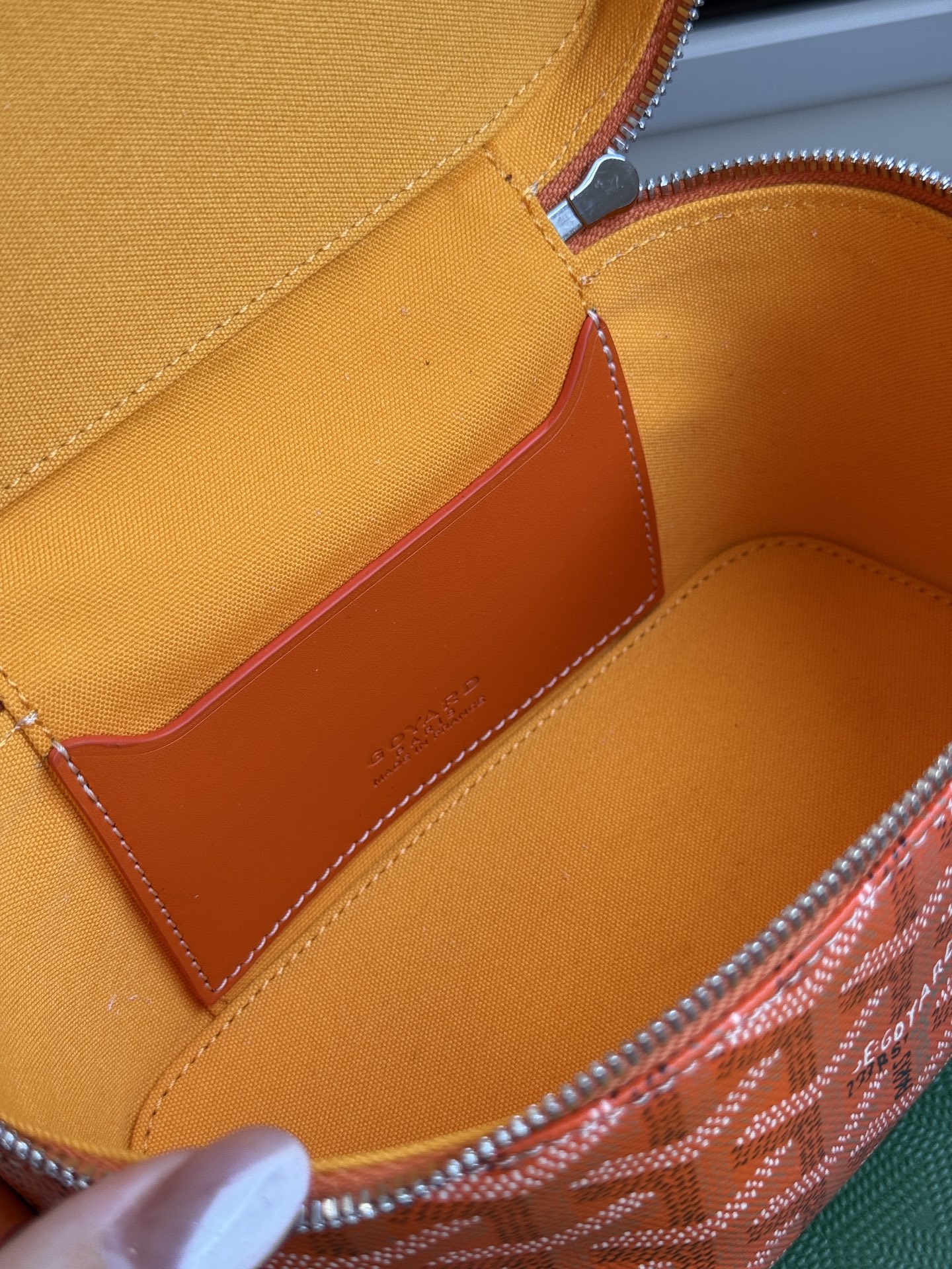 Hermès 升级版狗牙化妆包迷你·橙色