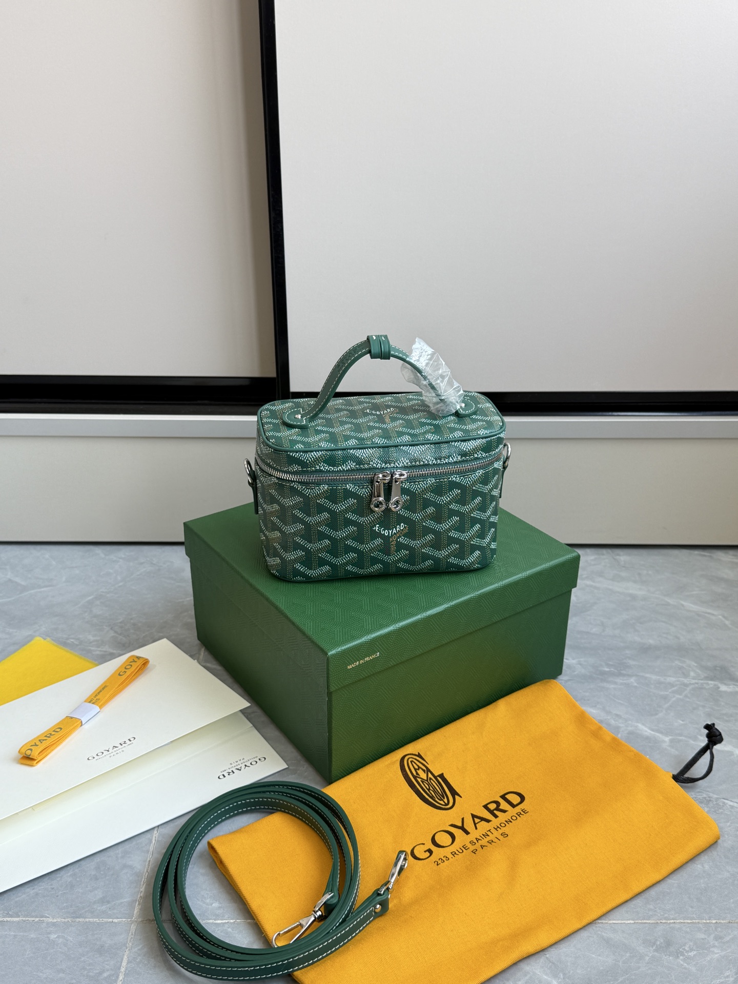 Gucci 升级版狗牙化妆包迷你·绿色