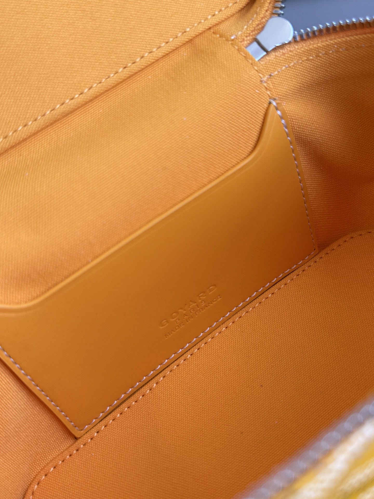 Hermès 升级版狗牙化妆包迷你·黄色