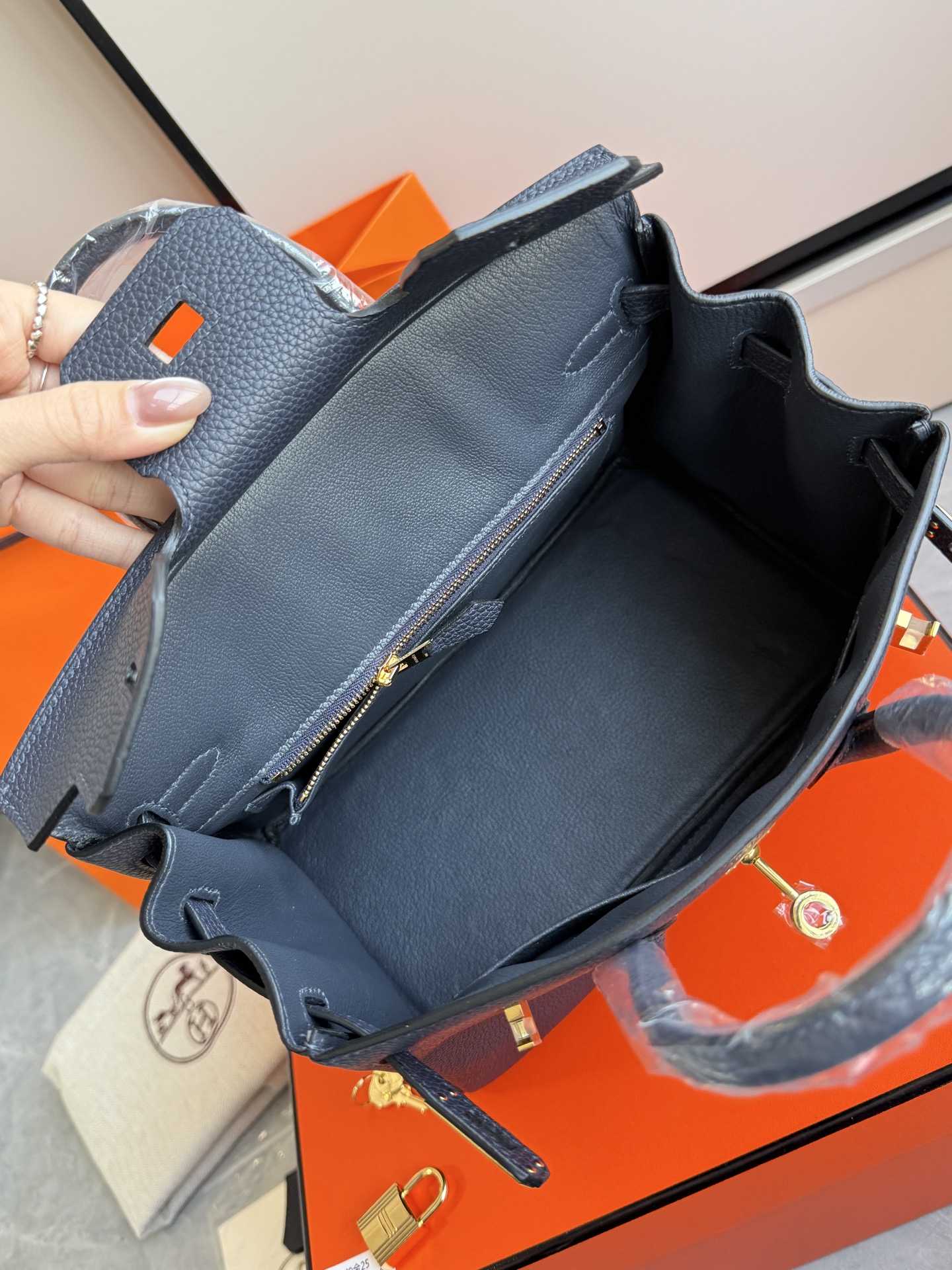 Hermès 铂金包·金扣午夜蓝
