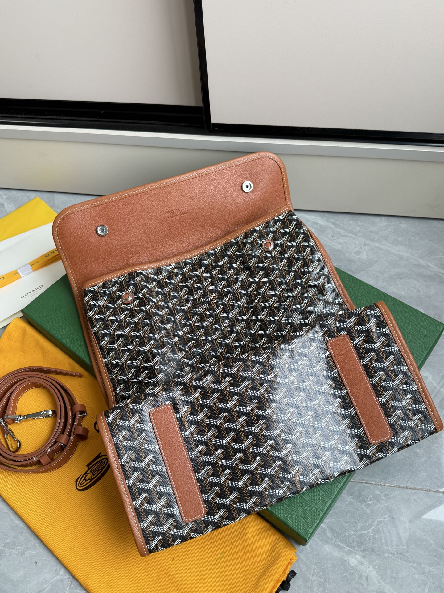 Goyard 升级版折叠大背包·棕色