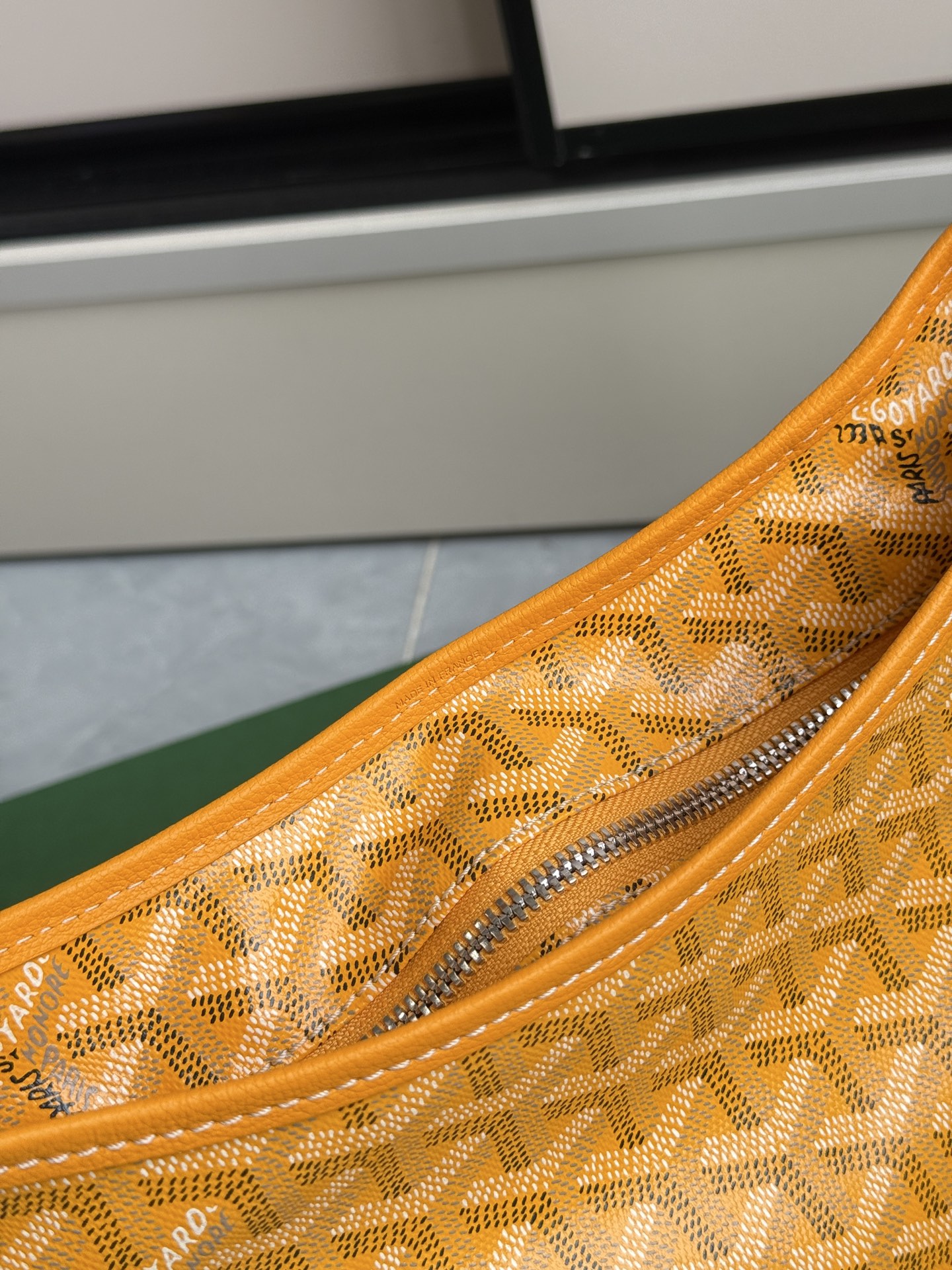 Goyard 升级版狗牙hobo迷你·黄色