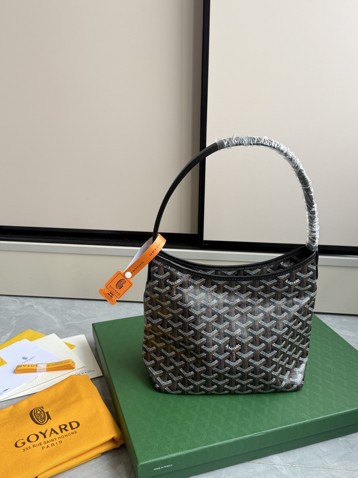 Goyard 升级版狗牙hobo迷你·黑色