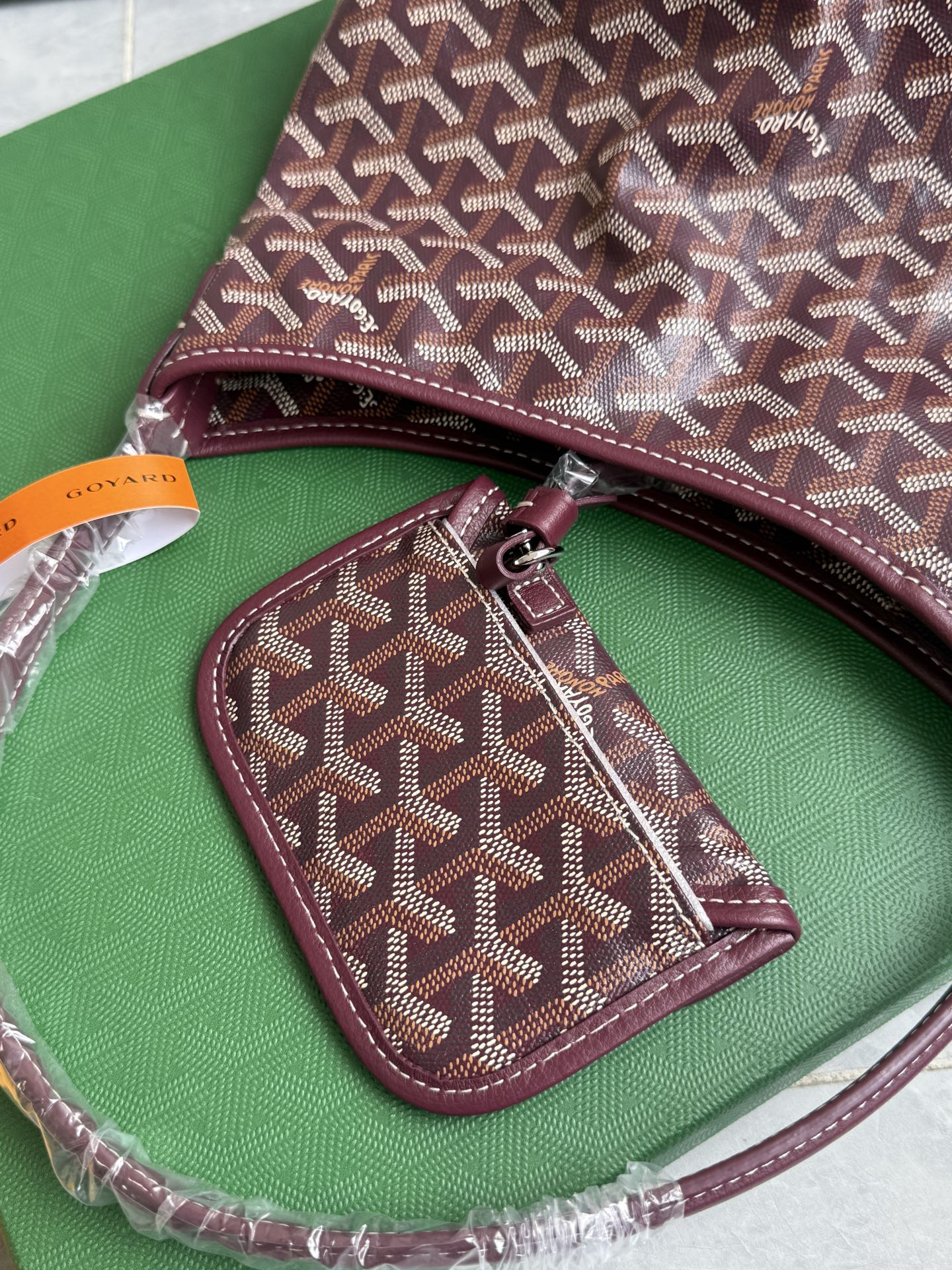 Goyard 升级版狗牙hobo迷你·酒红