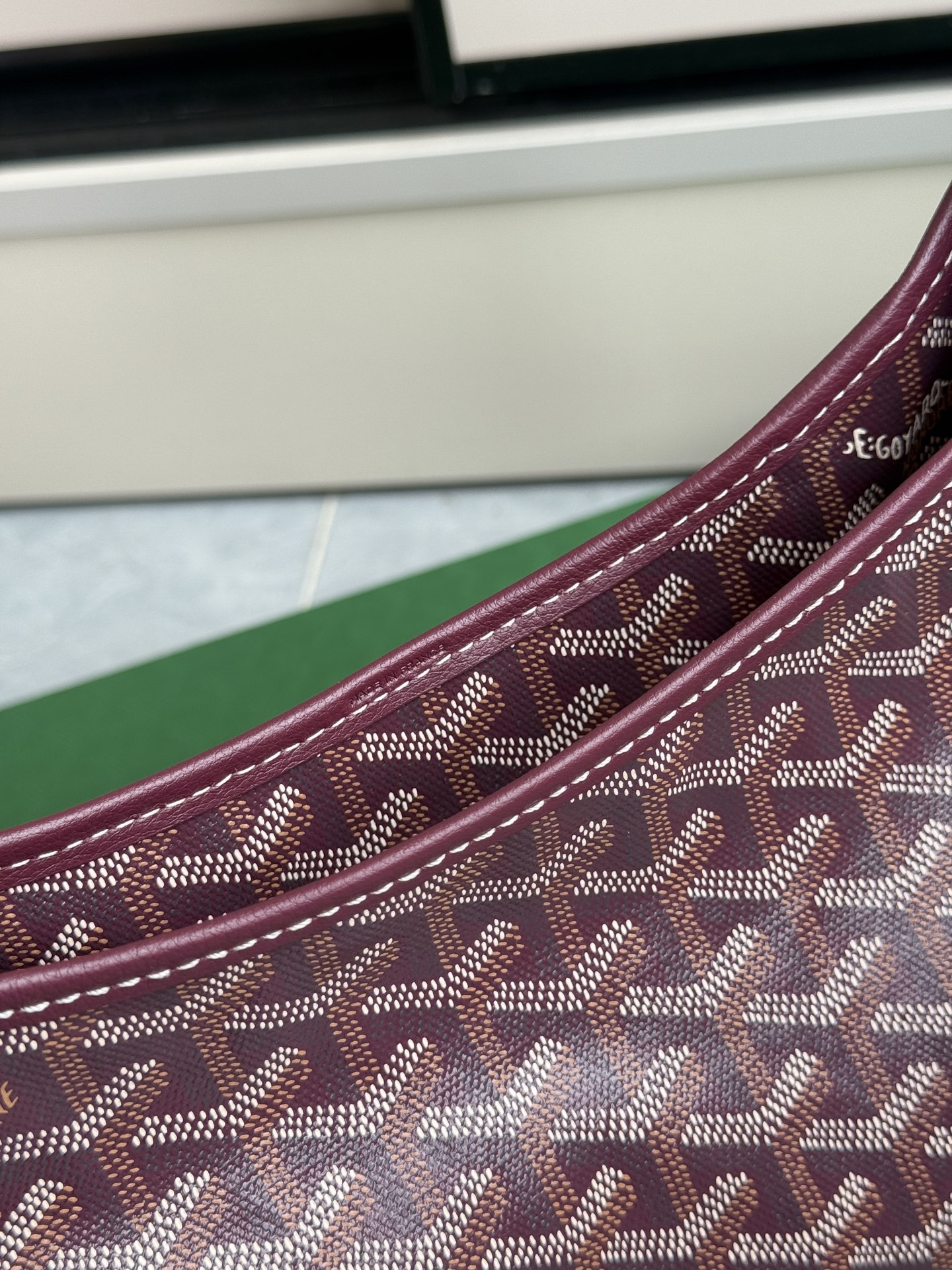 Goyard 升级版狗牙hobo迷你·酒红