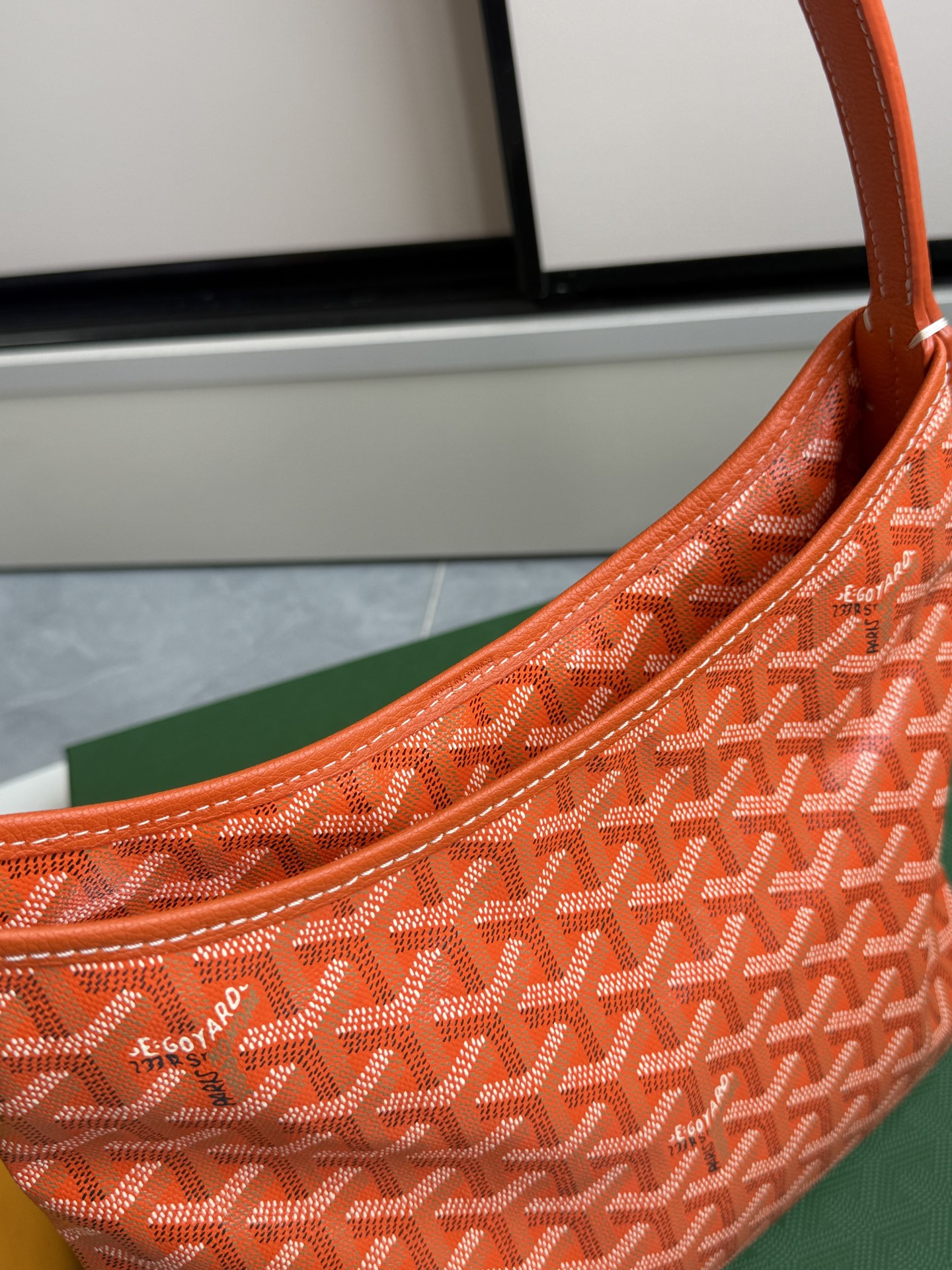 Goyard 升级版狗牙hobo迷你·橙色
