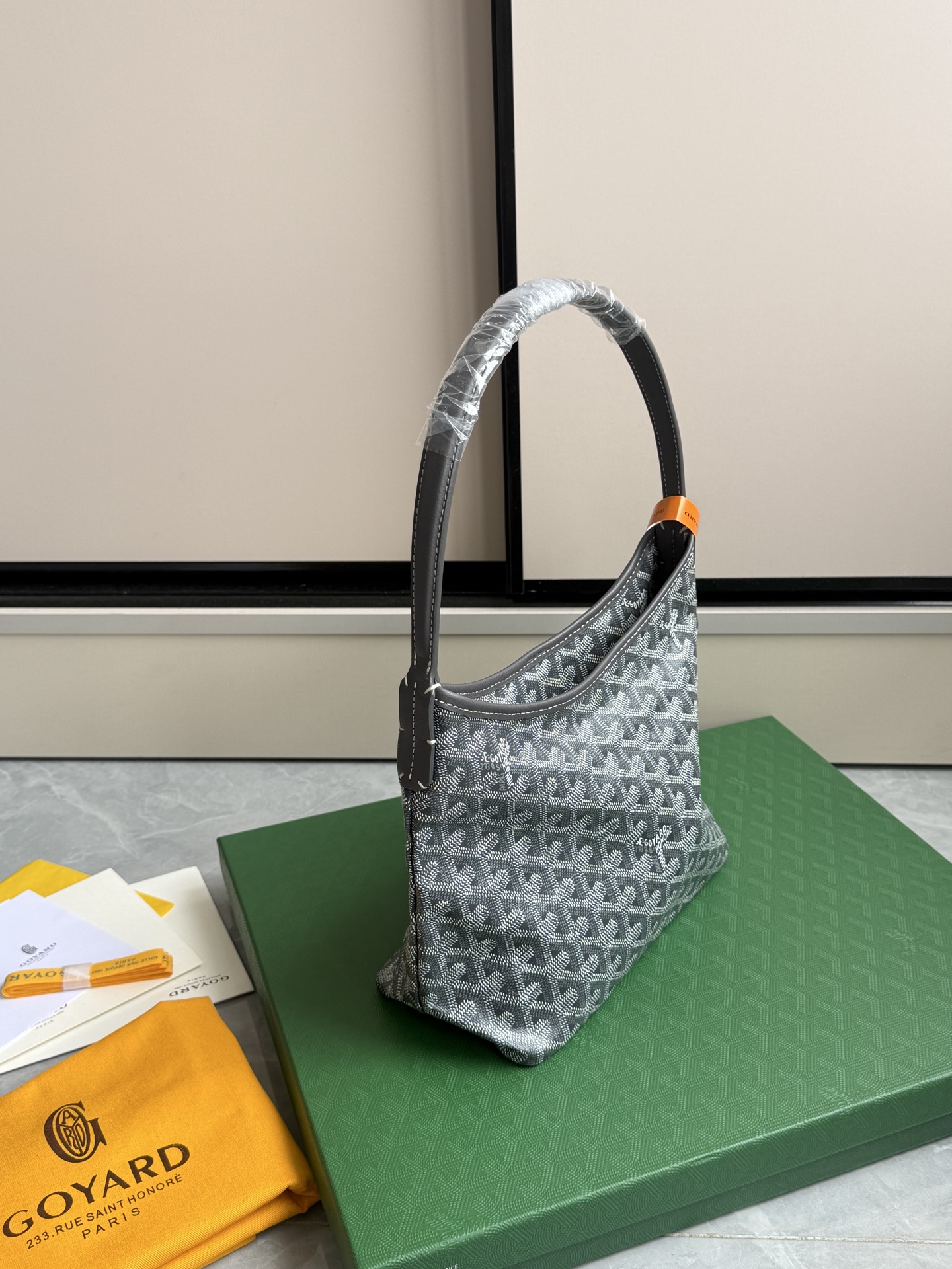 Goyard 升级版狗牙hobo迷你·灰色