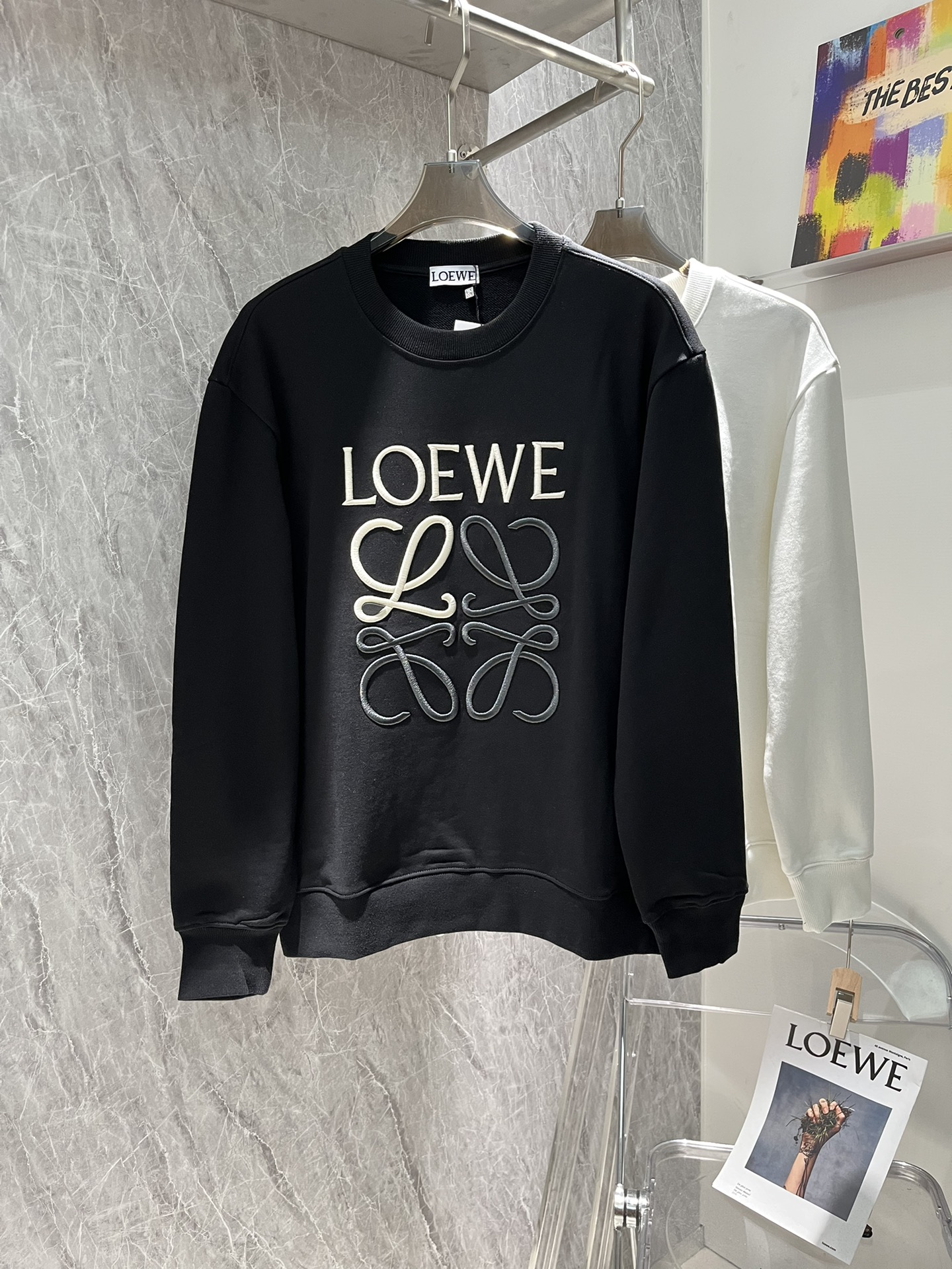 LOEWE/罗意威2024秋季经典款卫衣！经典拼色Anagram刺绣棉质短袖T恤采用24支特纺紧密棉面料