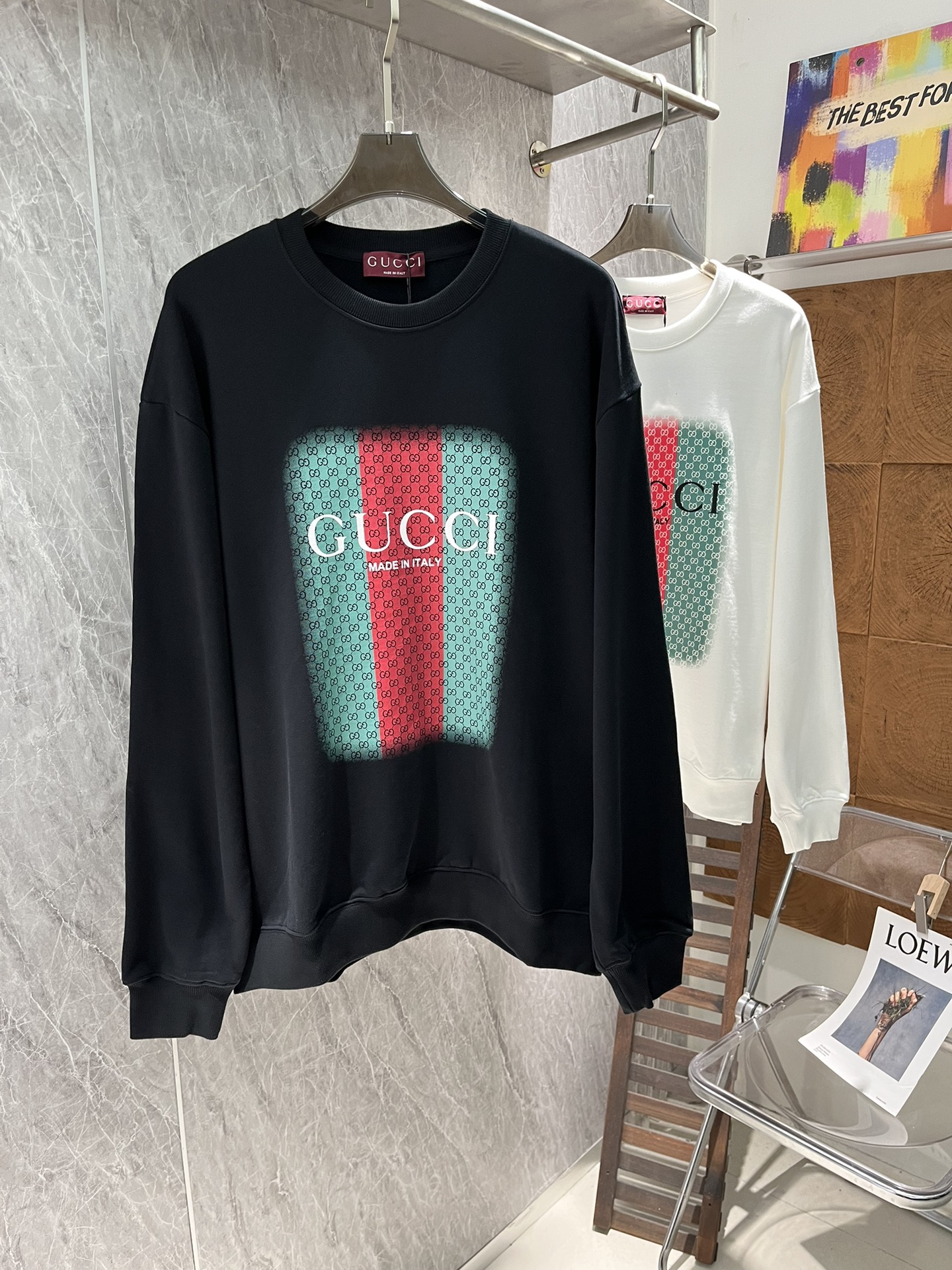 GUCCI2024秋季新品卫衣！经典蛇纹渐变圆领卫衣胸前经典蛇纹标识logo点缀细节无法挑剔极具档次感与