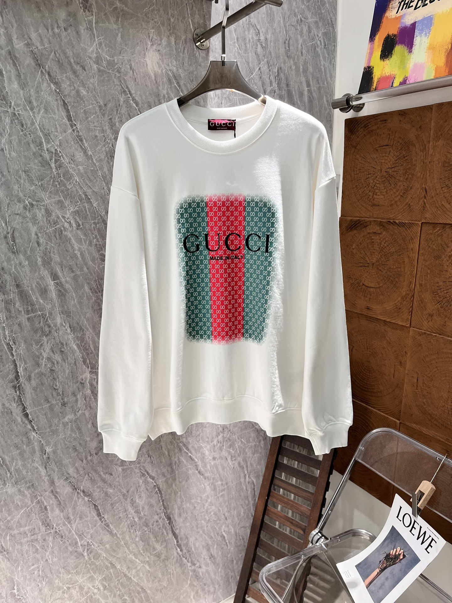 GUCCI2024秋季新品卫衣！经典蛇纹渐变圆领卫衣胸前经典蛇纹标识logo点缀细节无法挑剔极具档次感与