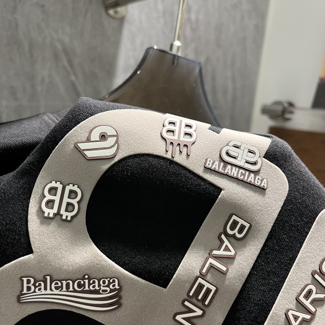 -Balenciaga24FW新品T恤.客供300g纯棉面料工整细致呈现完美效艺工艺化的棉料更贴合！！！