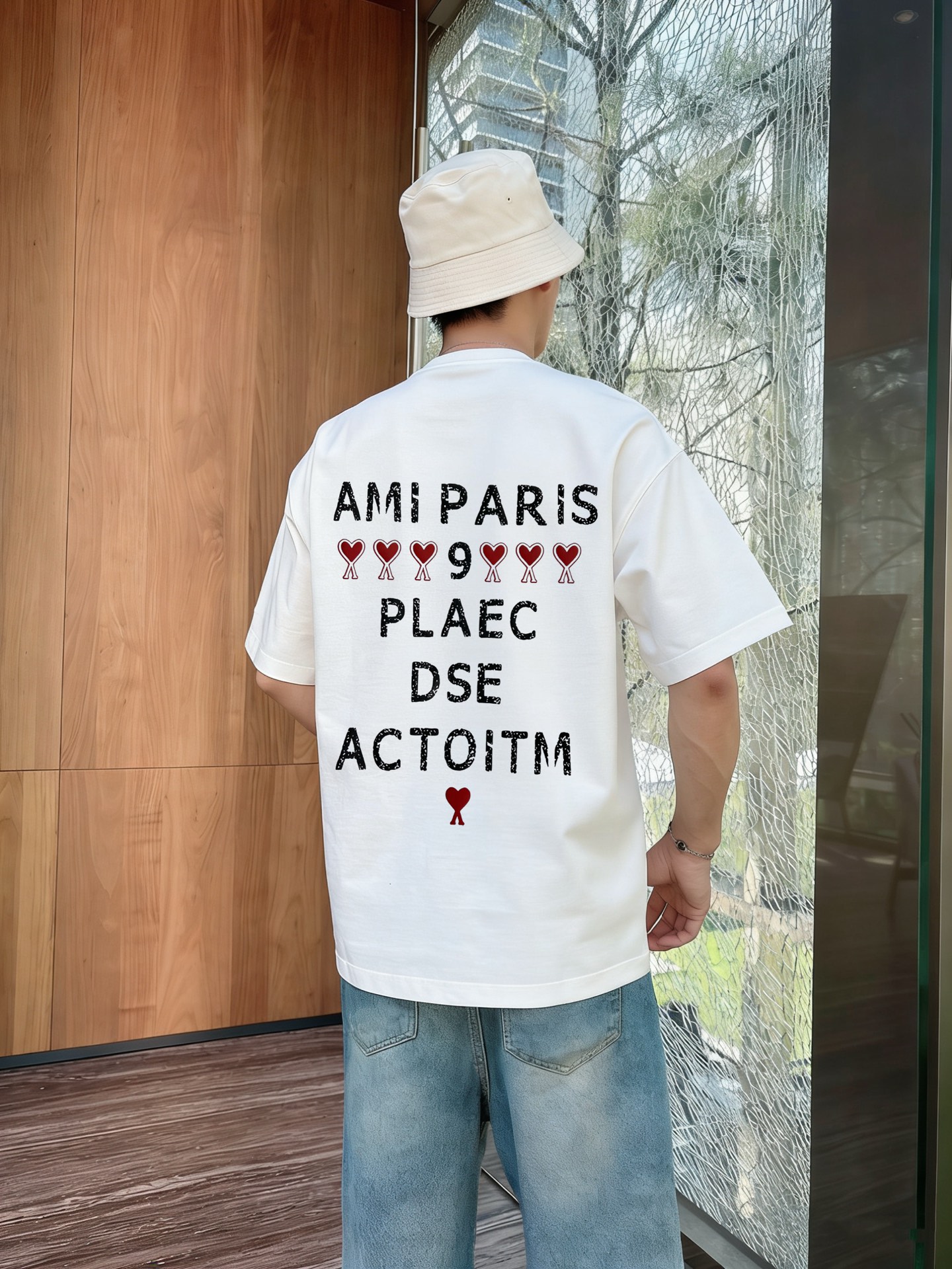 Ami家   春夏新款首发专柜最新款短袖圆领T恤 高端订制 设计前卫时尚！品牌logo重工艺设计 高端定