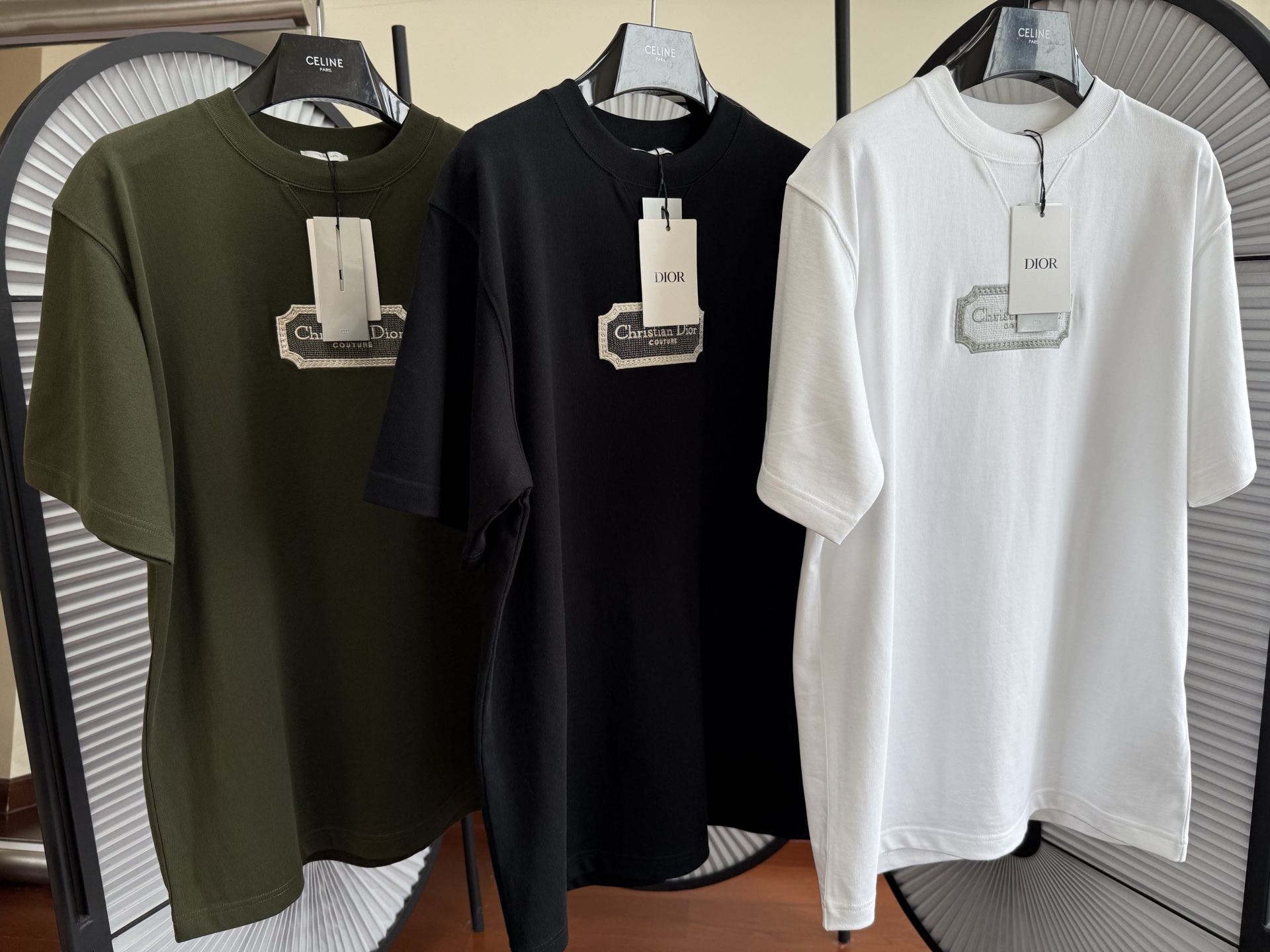 톰브라운 자수 의류 40454 Thom Browne T Shirt