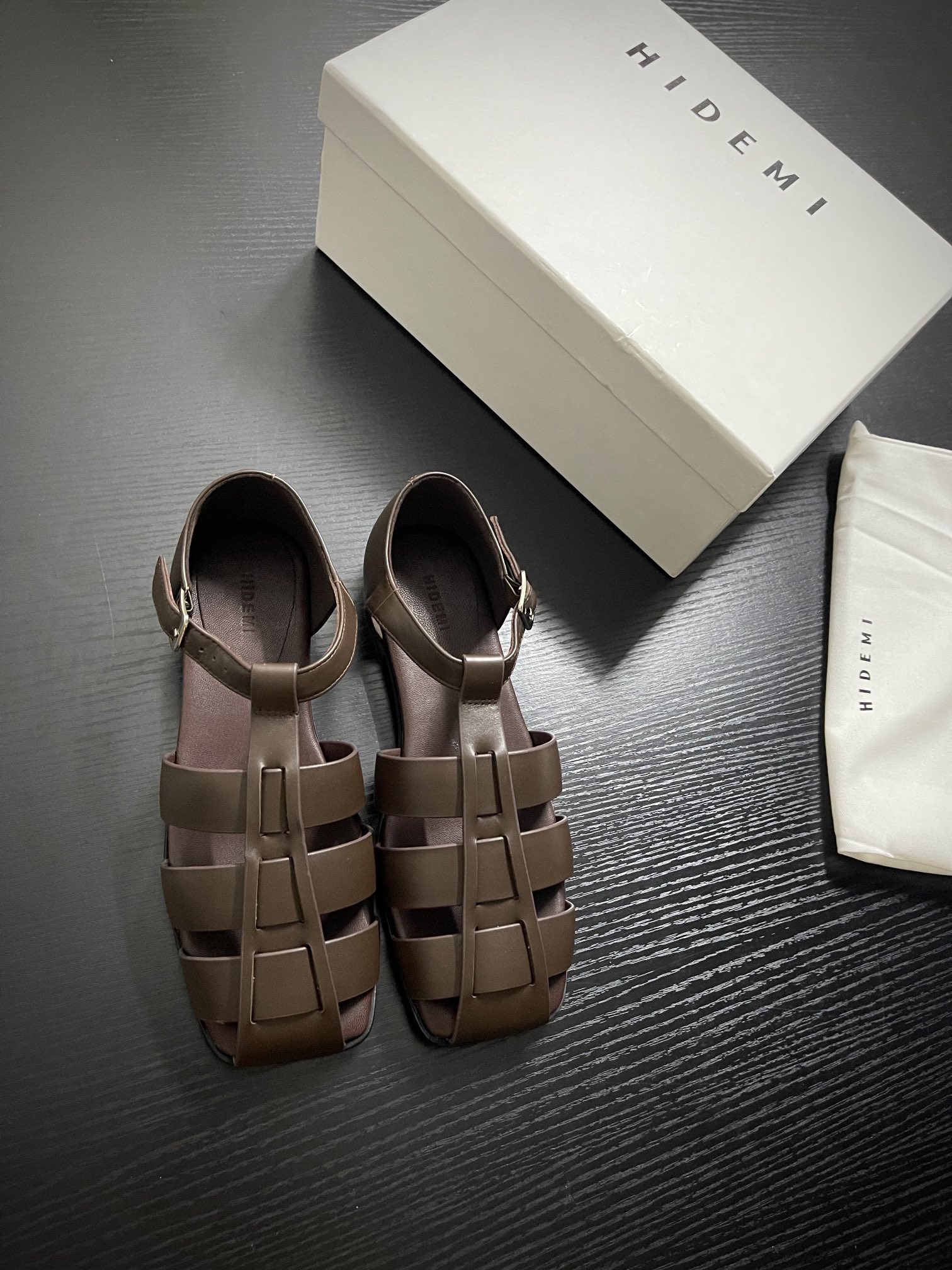 Stylish Roman Sandals with Imported Leather for HIDEM 24AW Collection - 图片 1