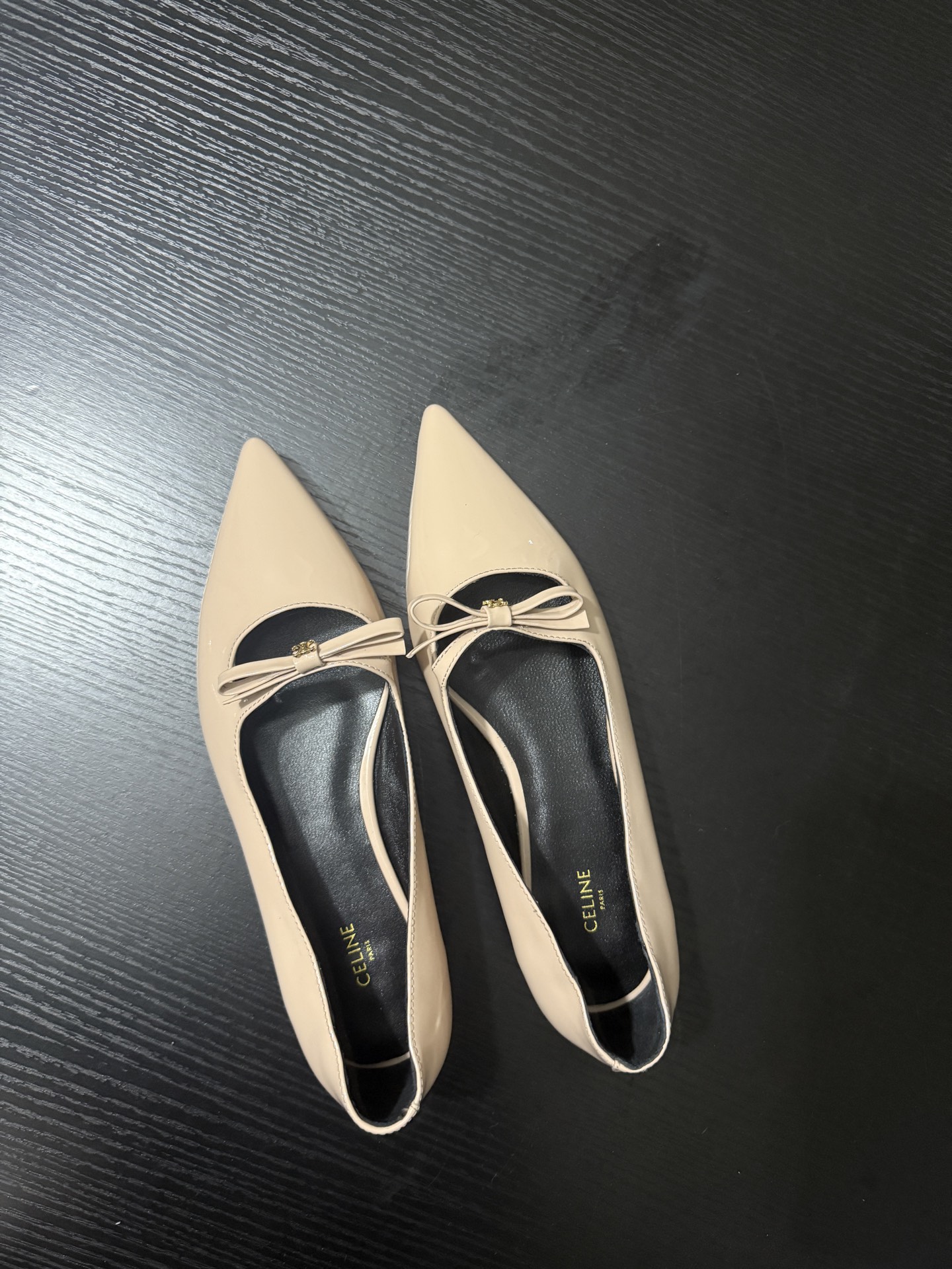 French-style Pointy Flats: Elegant, Stylish, and Luxurious Fashion Statement