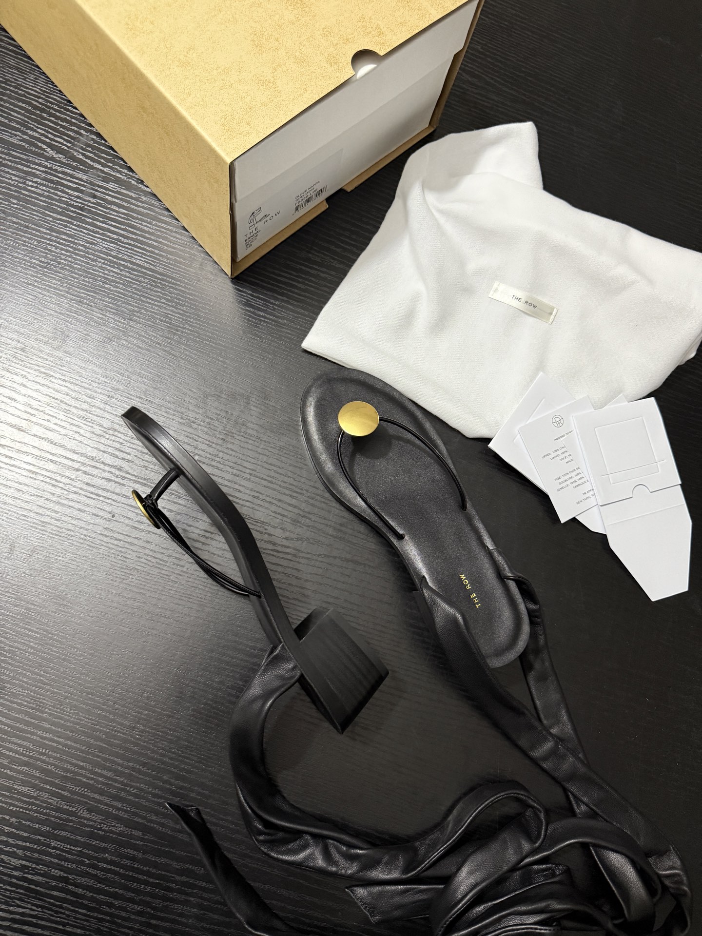 New 25AW Sandals with Vibrant Design and Retro Vibes for Summer Comfort - 图片 4