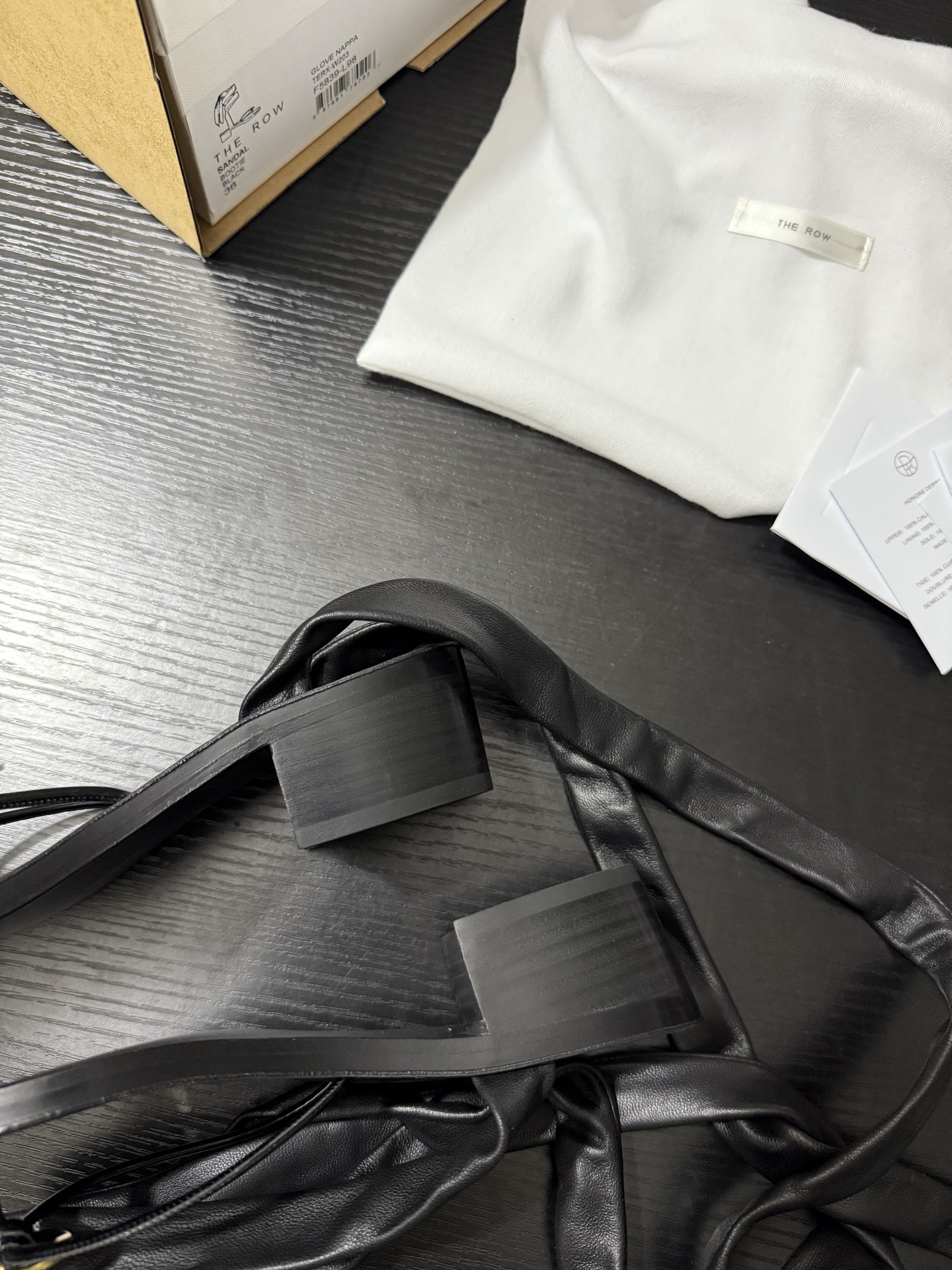 New 25AW Sandals with Vibrant Design and Retro Vibes for Summer Comfort - 图片 8