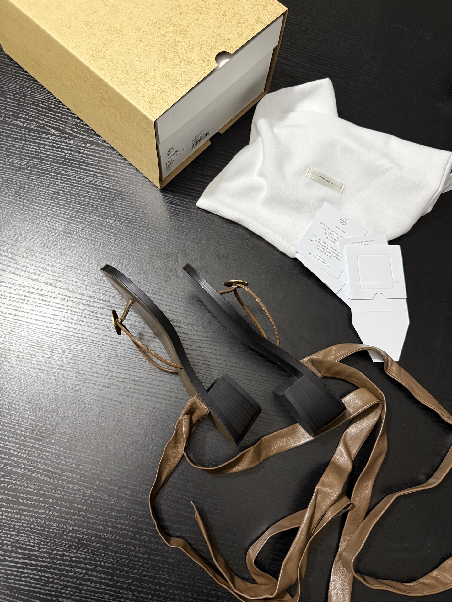 New 25AW Sandals and Shoes Collection: Vibrant Designs for Summer Comfort - 图片 5