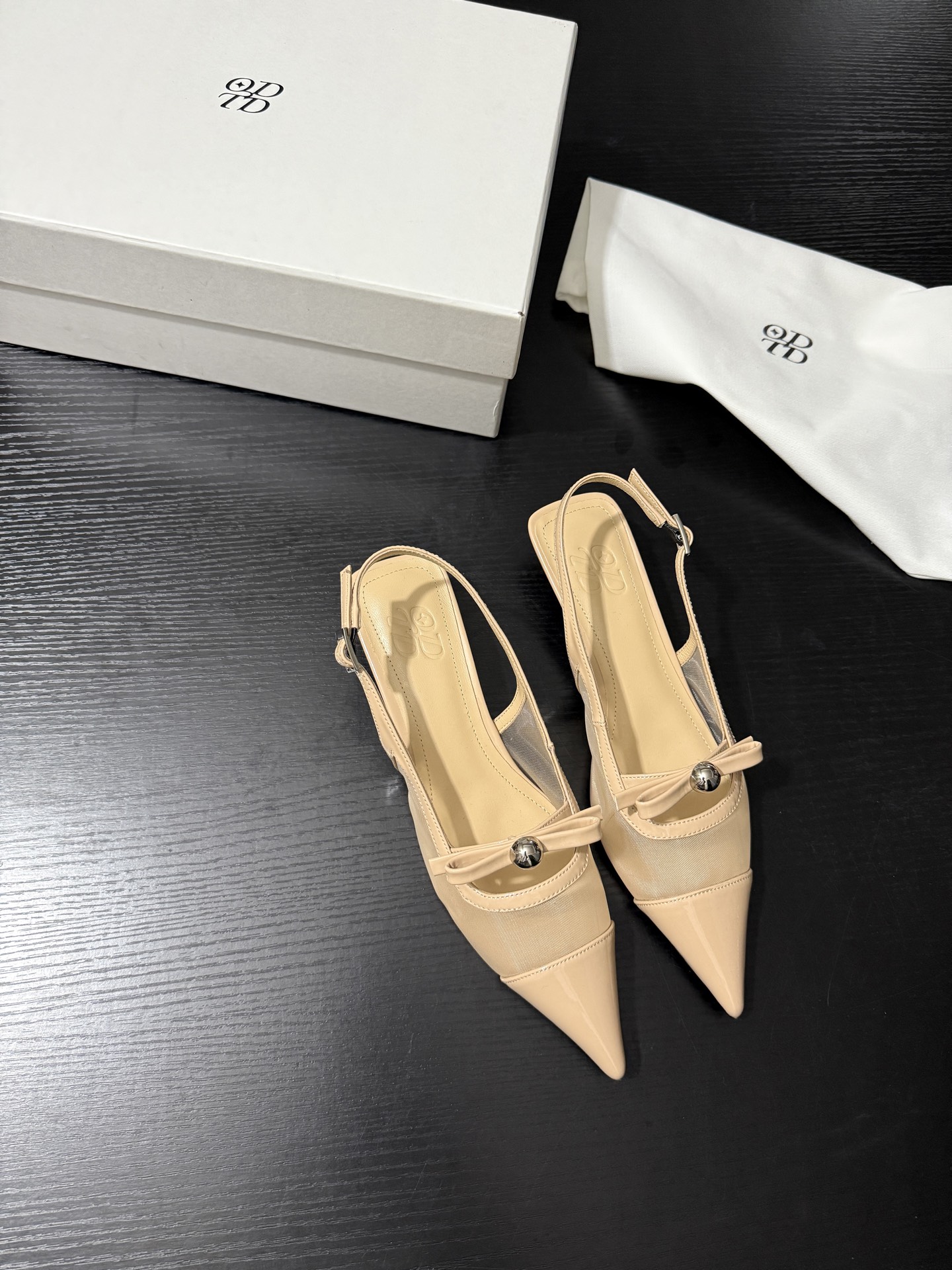 Elegant New 25AW Footwear Collection: Fashionable, Comfortable, and Stylish