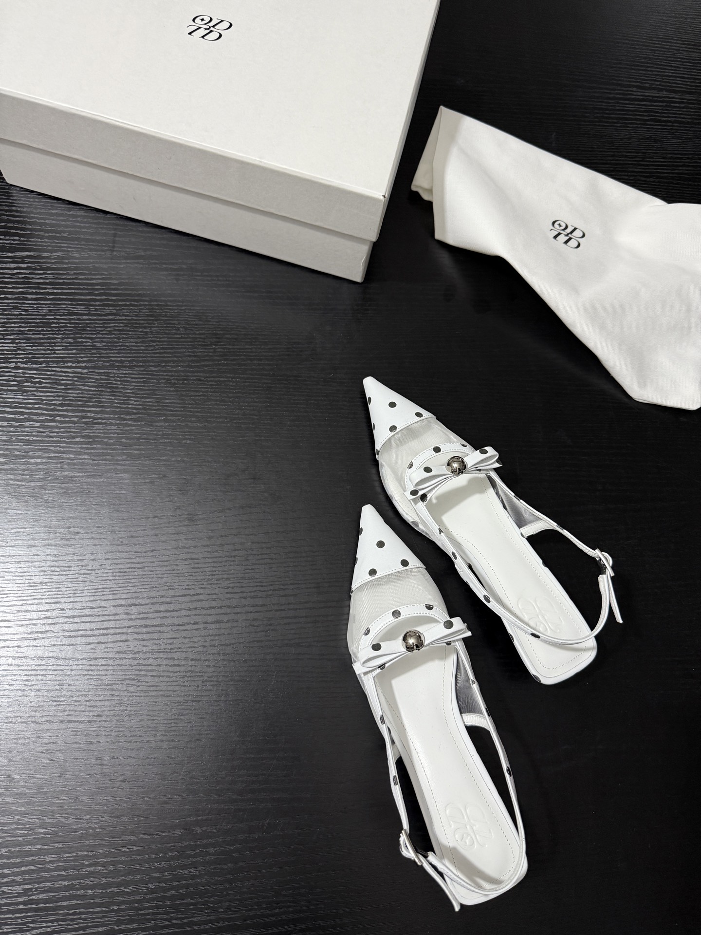Stylish New Arrival: Elegant Summer Sandals with Sparkling Embellishment - 图片 5