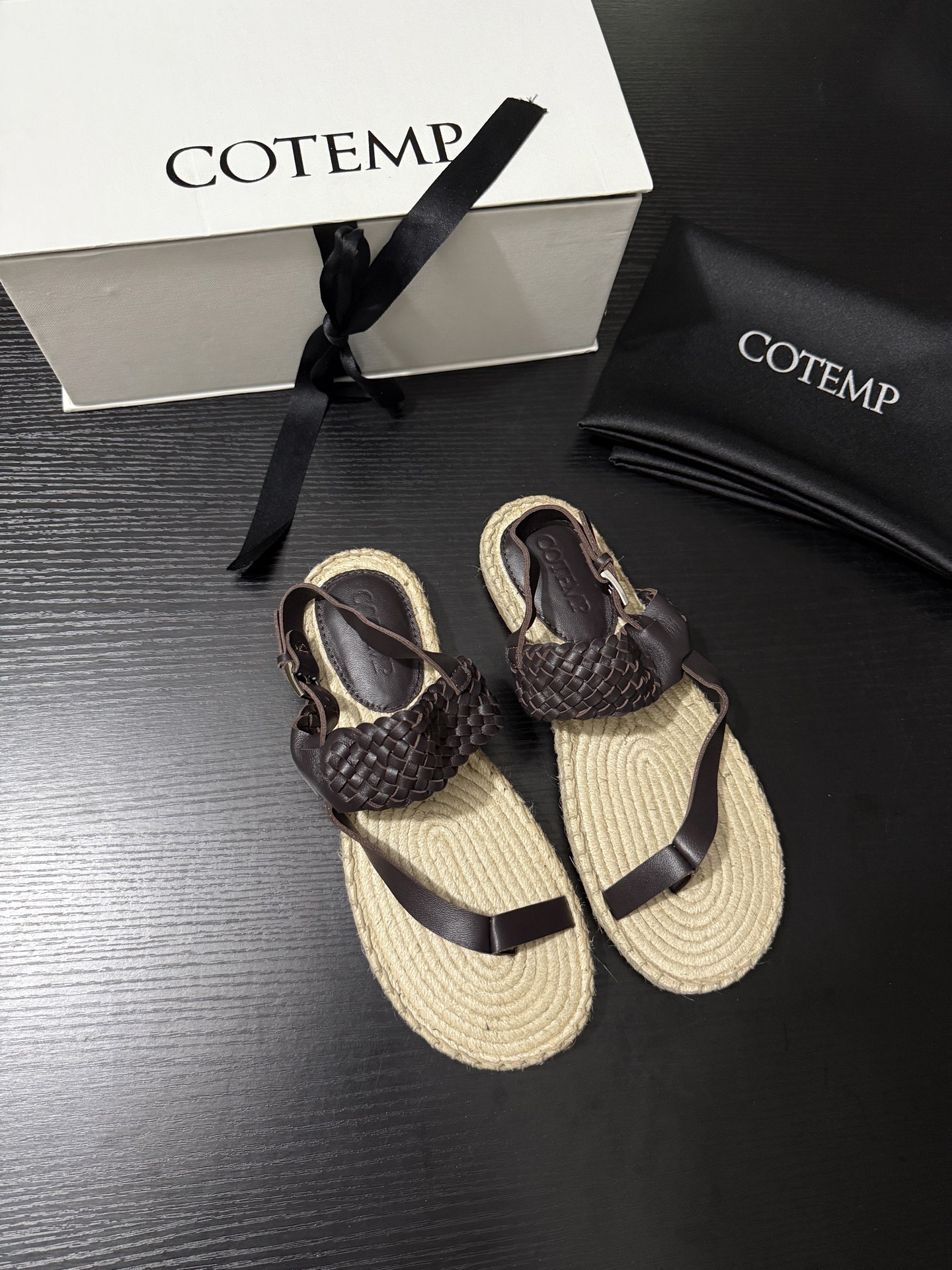 “Hand-Woven Sandals: 700 Cotem 25AW Collection Highlights Natural Laxity and Wild Fashion” - 图片 5