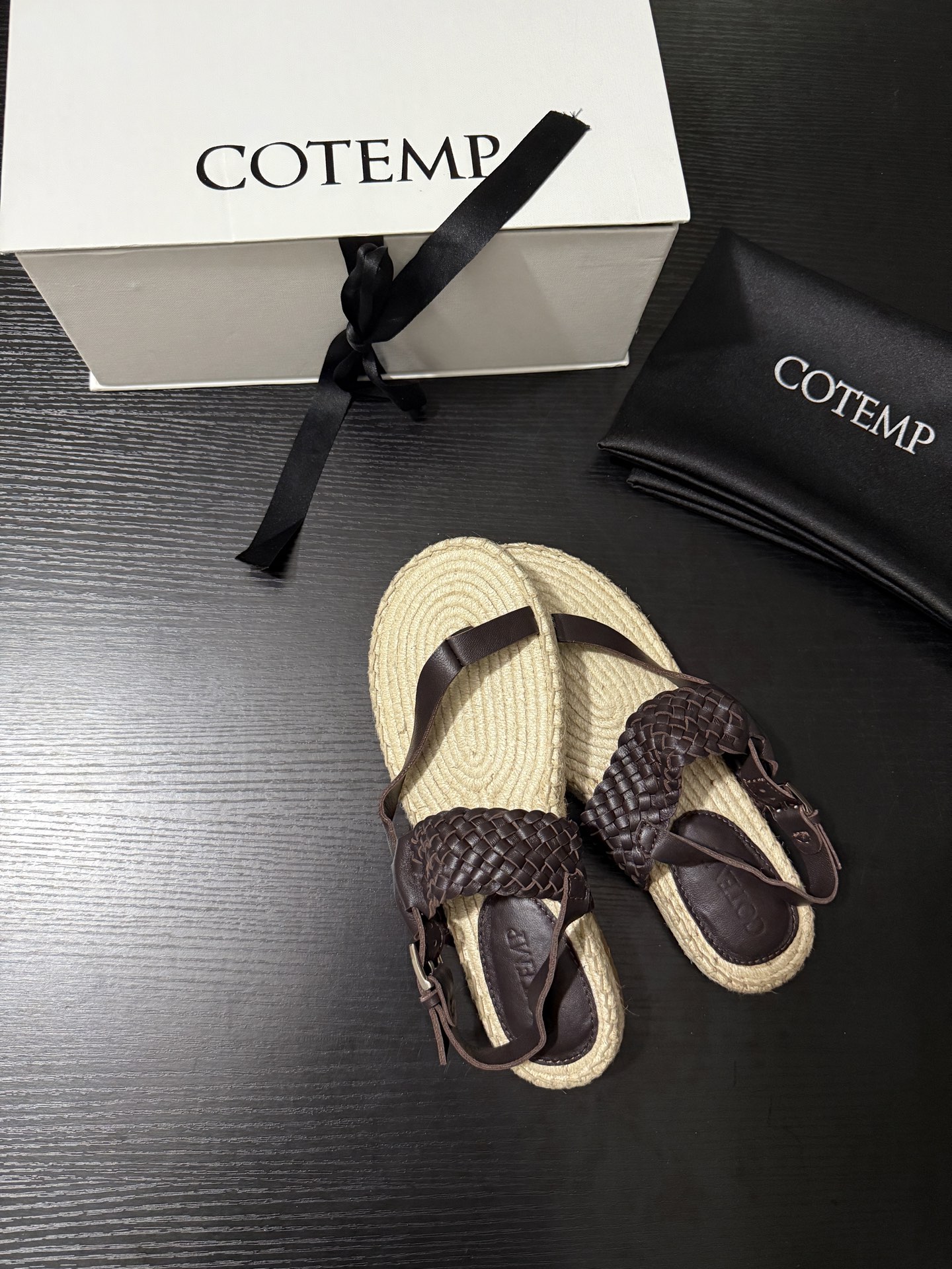 “Hand-Woven Sandals: 700 Cotem 25AW Collection Highlights Natural Laxity and Wild Fashion” - 图片 4