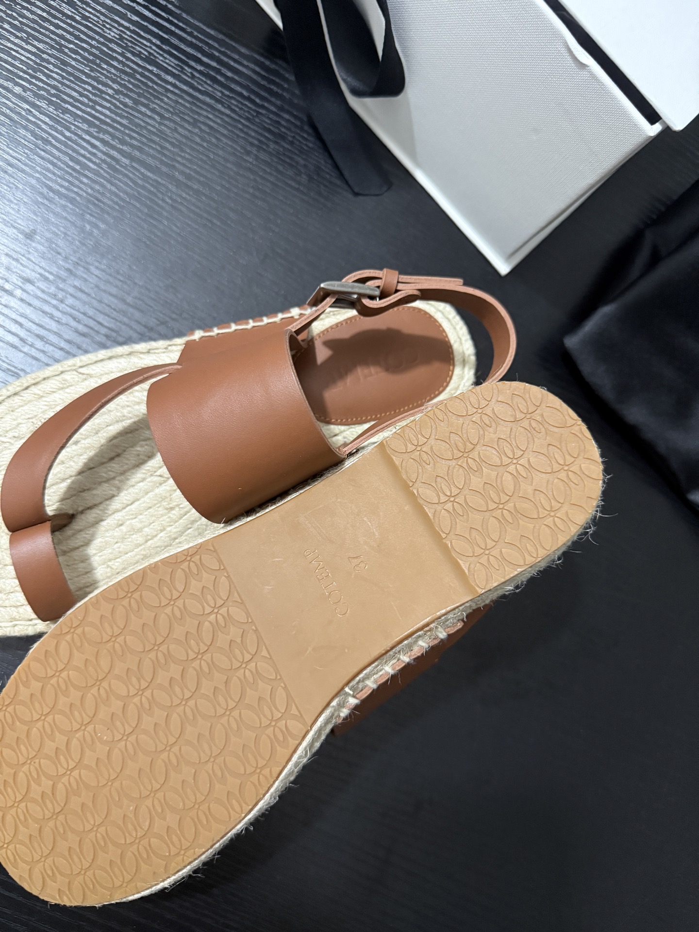 “Hand-Woven Sandals: Unique Style for Summer Fashion and Comfort” - 图片 9