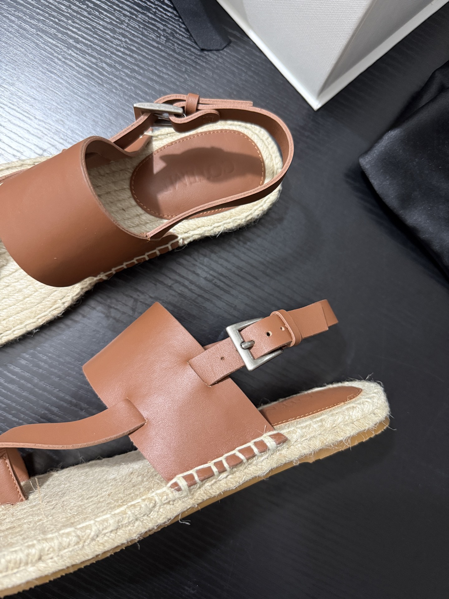 “Hand-Woven Sandals: Unique Style for Summer Fashion and Comfort” - 图片 8