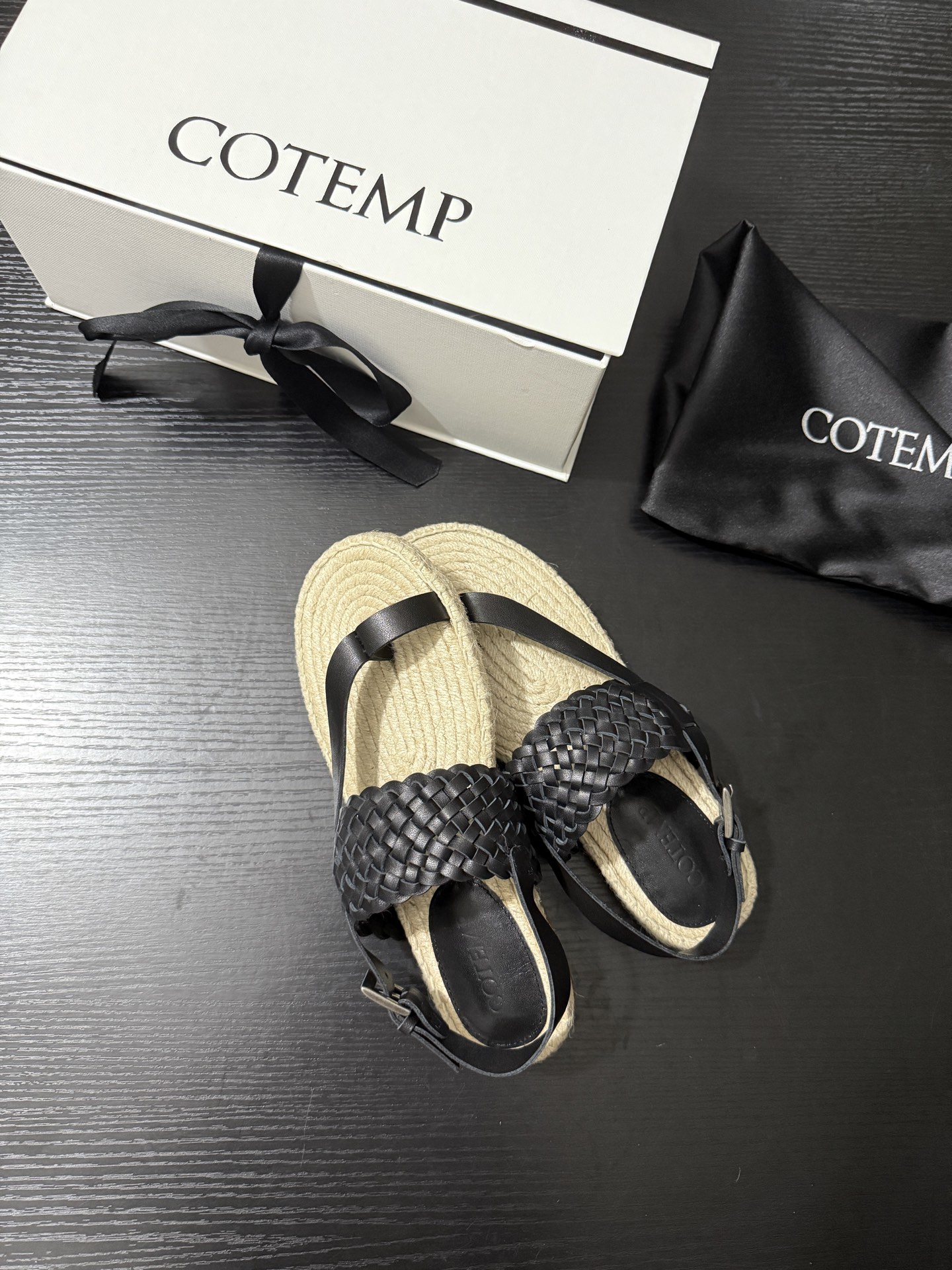 Hand-Woven Sandals: Unique Style for Street to Sea Fashion - 图片 5