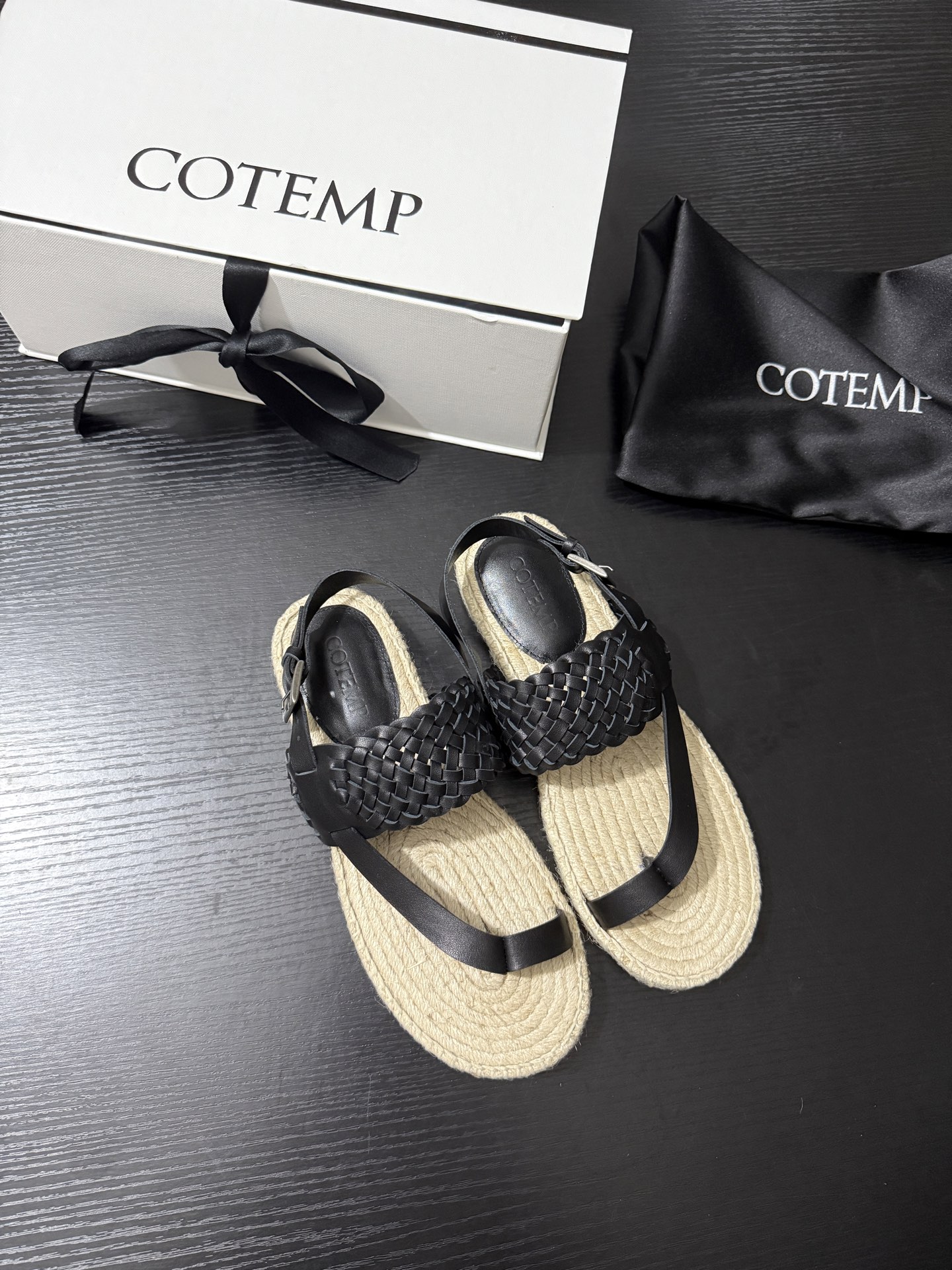 Hand-Woven Sandals: Unique Style for Street to Sea Fashion - 图片 1