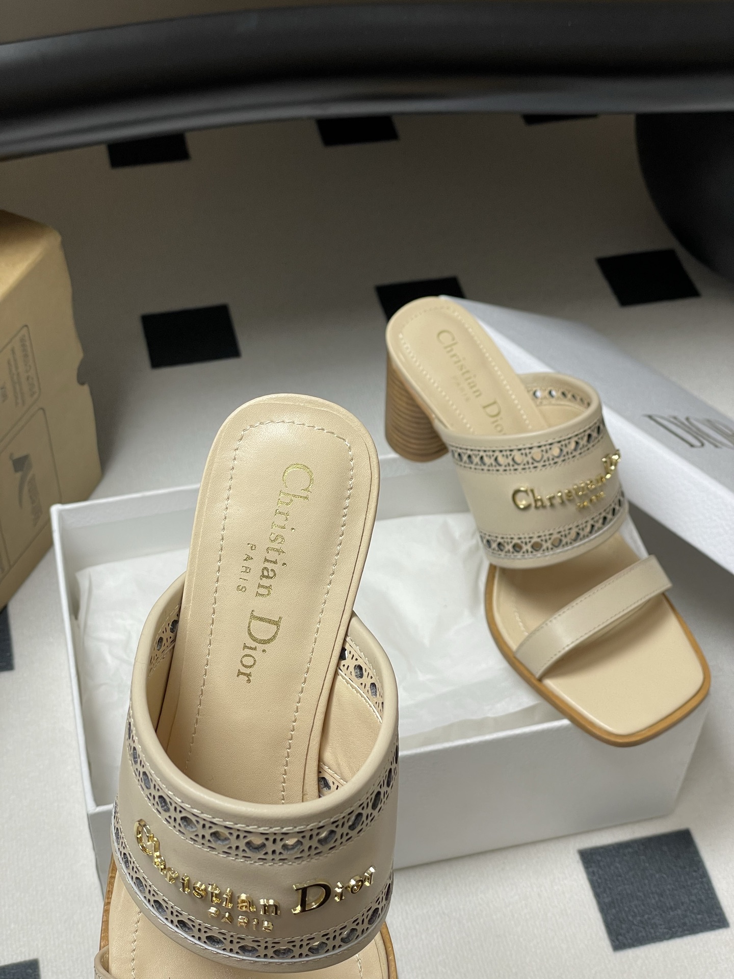 Dior D-Lane Heeled Mules with Cannage Motif and 'Christian Dior' Signature 7 i1741999577987 2100 0 5