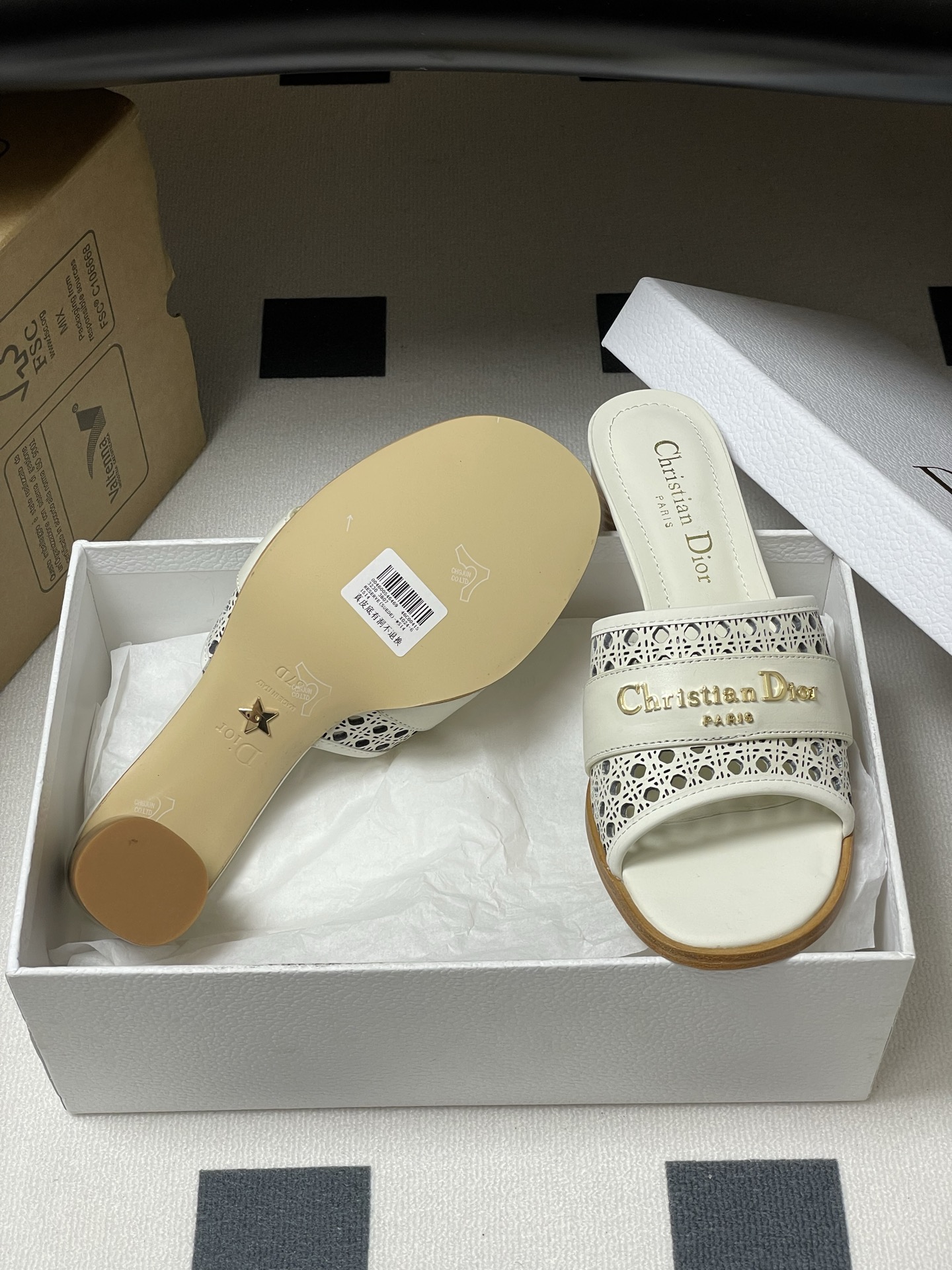 Dior D-Lane Heeled Mules: Elegant Openwork Cannage Design & Comfortable Fit 8 i1741999685744 1521 0 6