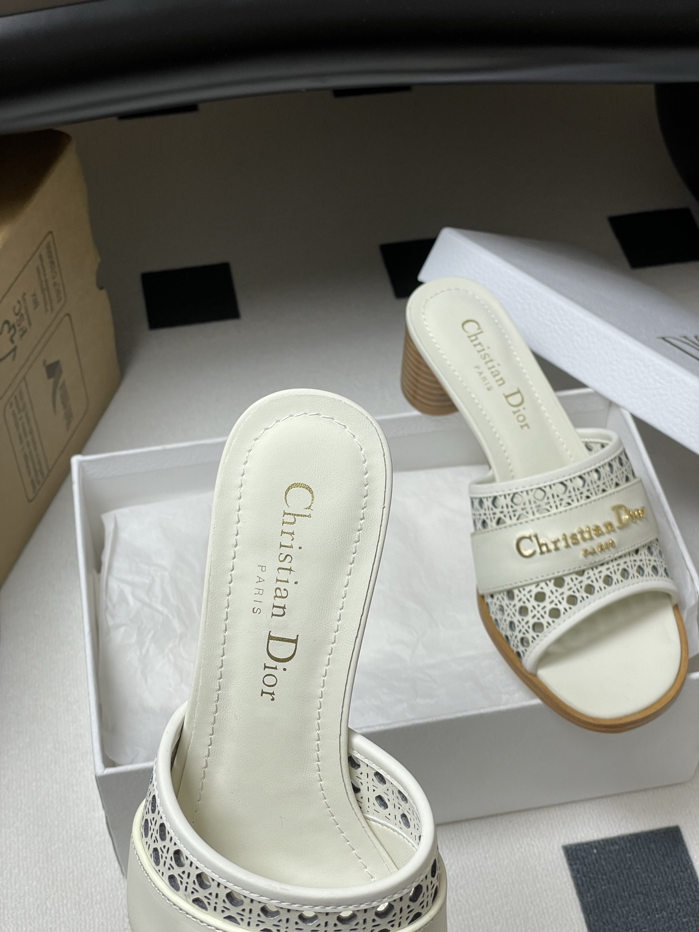 Dior D-Lane Heeled Mules: Elegant Openwork Cannage Design & Comfortable Fit 7 i1741999685901 9943 0 5