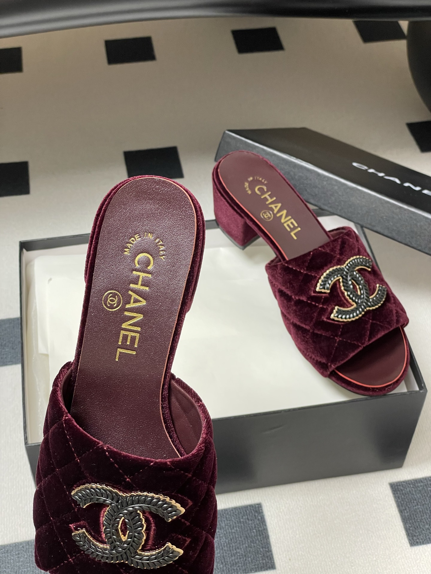 Chanel Velvet Quilted Block Heel Sandals with CC Logo - Burgundy 7 i1742251610729 2817 0 5
