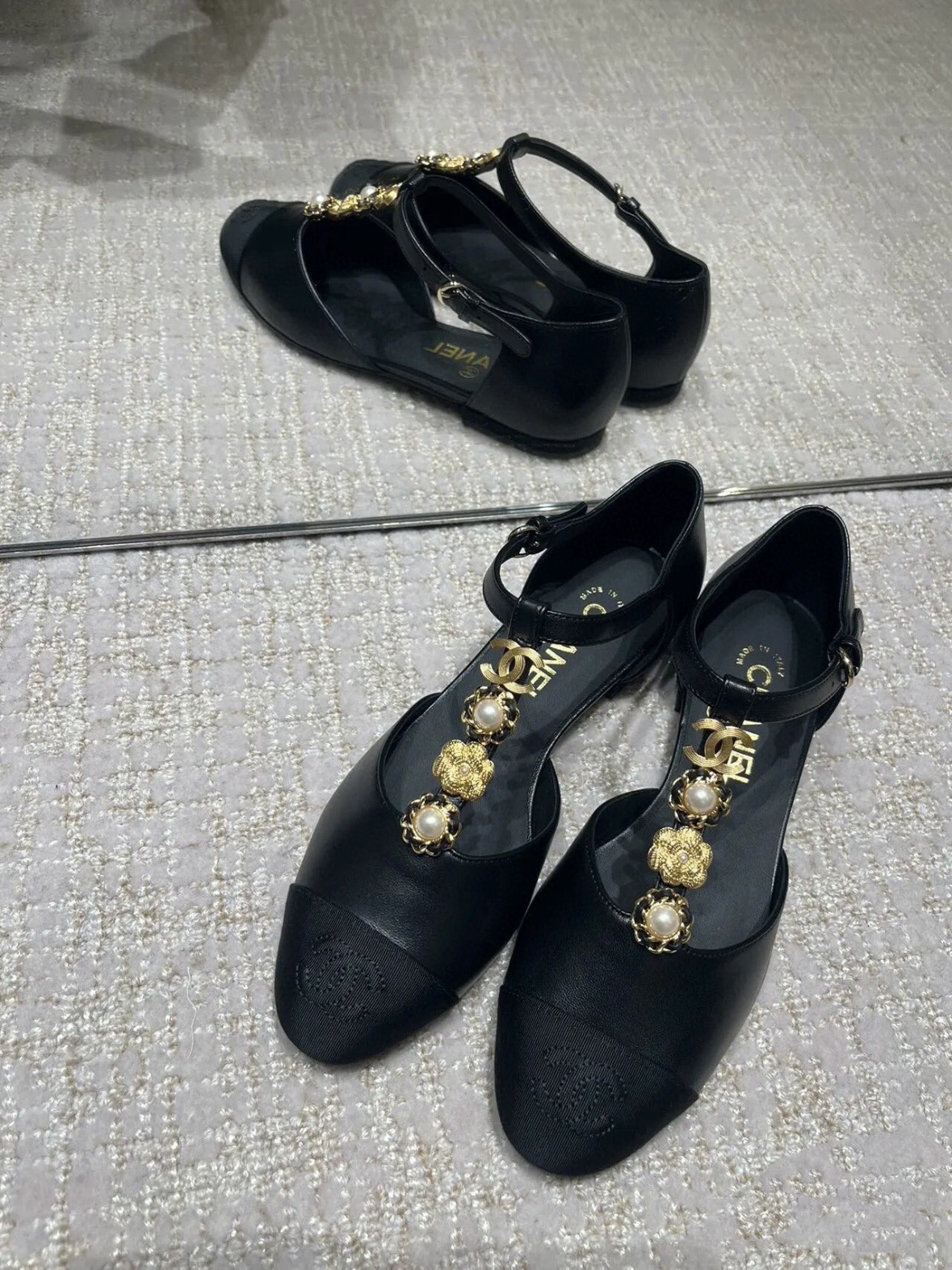 NO:226839,#The button details on the instep are the highlights. I tried it briefly with a skirt that looks good and does not tiring. The pants are full of fashionable urban beauty, Mary Jane, mary jane, skirts19860909#脚背上的纽扣细节是大亮点 简单尝试了一下配裙子好看不累脚 配裤子活脱脱时髦都市丽人,玛丽珍,mary jane,skirts,Women's Shoes