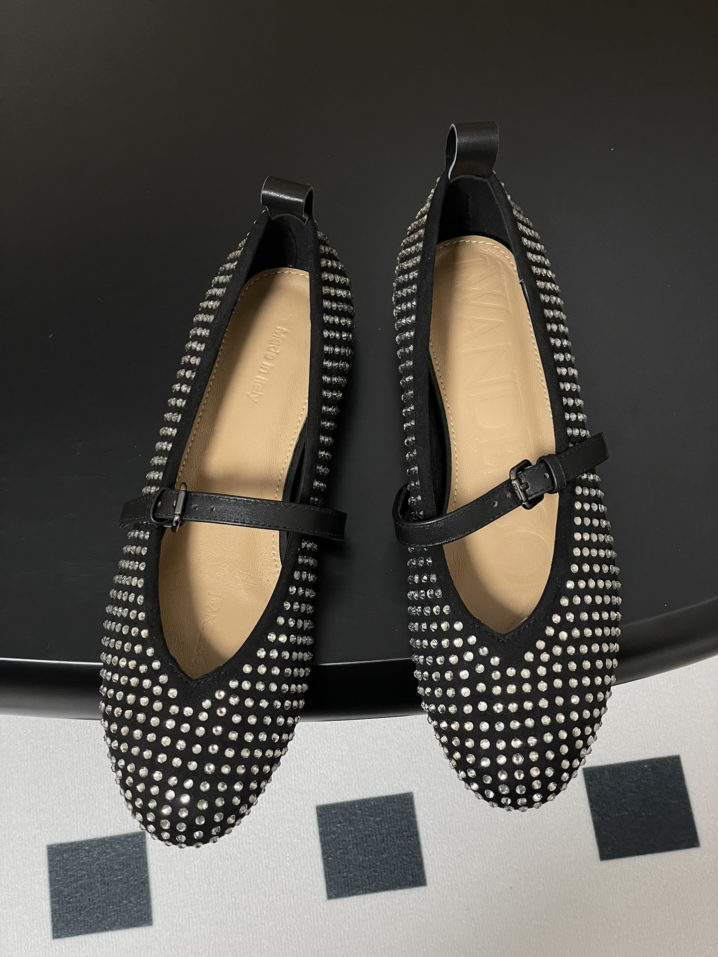 JW Anderson Mary Jane Ballet Shoes: Glamorous and Comfortable for Early Spring - 图片 2