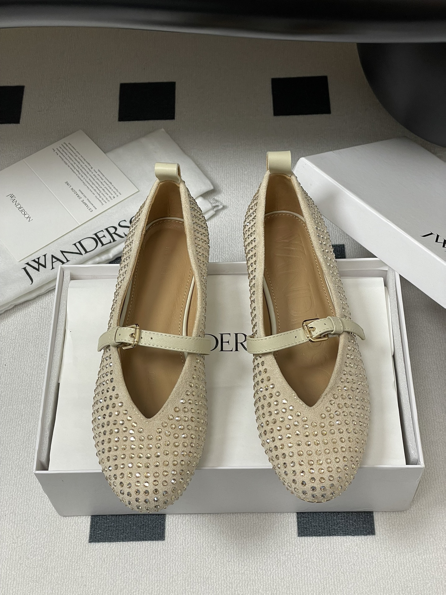 JW Anderson Mary Jane Ballet Shoes: Glamorous and Comfortable Spring Style - 图片 5