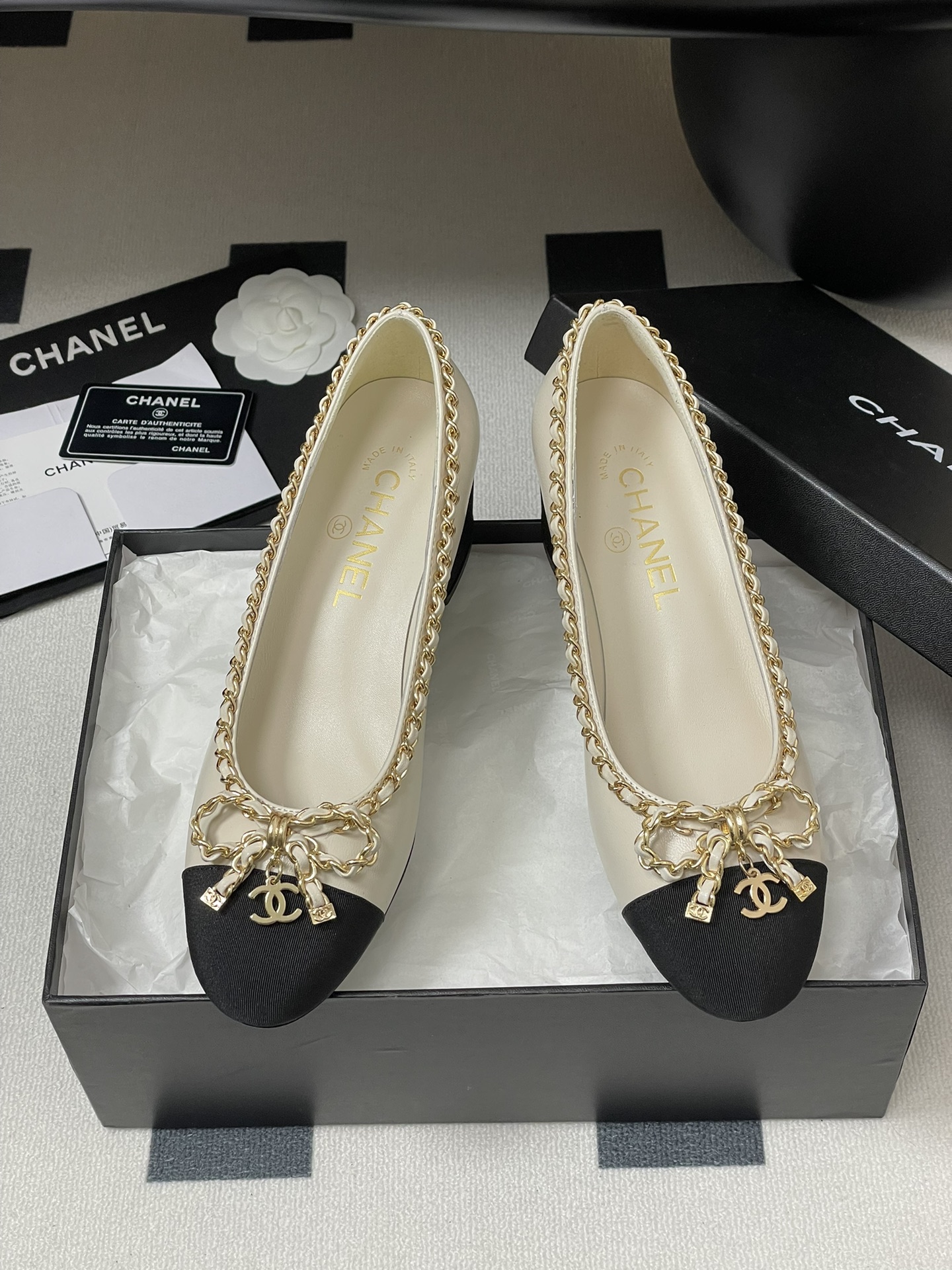 Chanel Chain Bow Pumps Block Heel Lambskin Leather, Elegant Women's Shoes 6 i1743636196 47 0