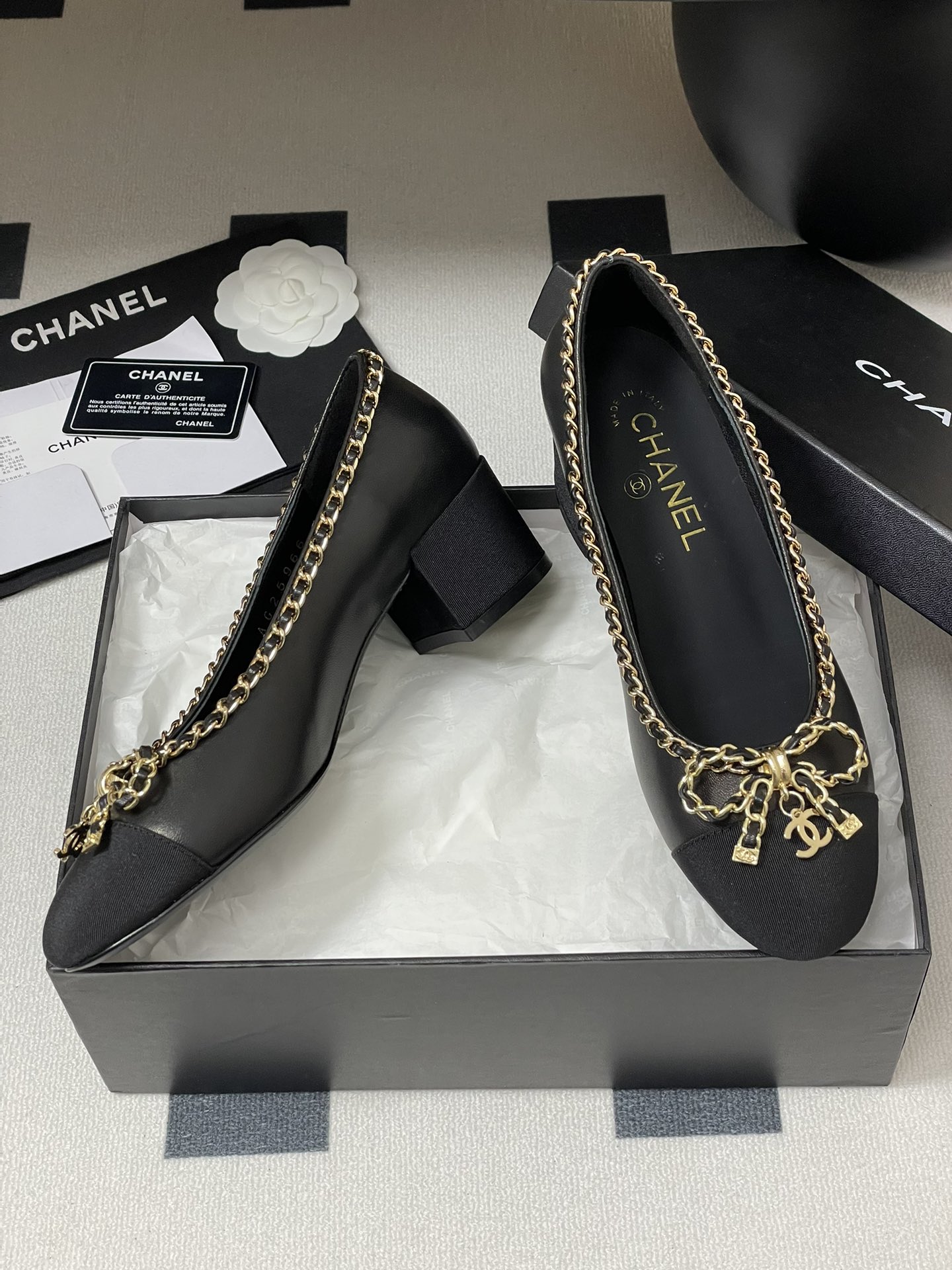 Chanel Bow Chain Block Heel Pumps, Classic and Elegant Design for Women 7 i1743636231 8399 2