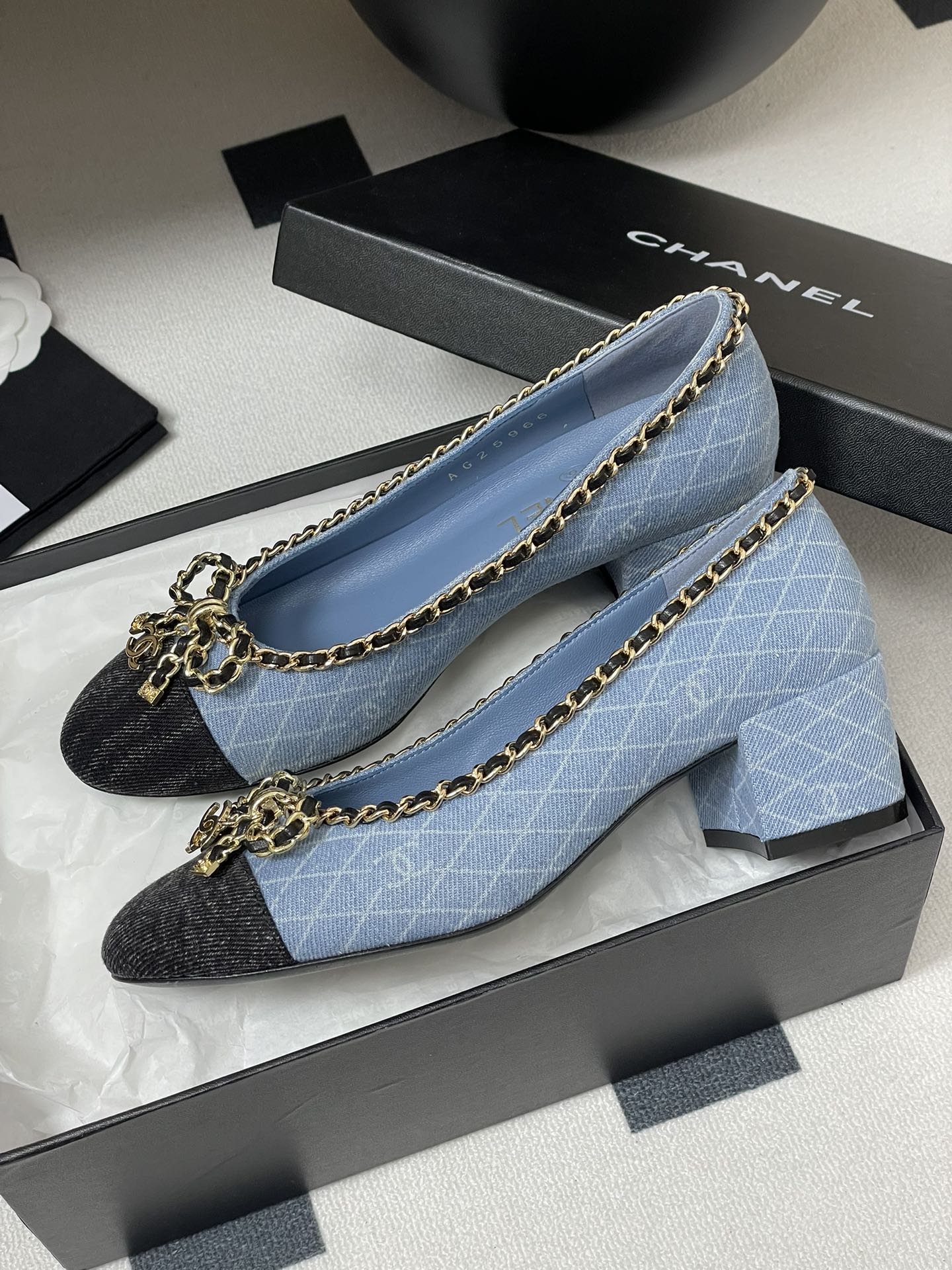 Chanel Denim Bow Chain Pumps, Elegant Block Heel Shoes for Women 1 Chanel Denim Bow Chain Pumps, Elegant Block Heel Shoes for Women