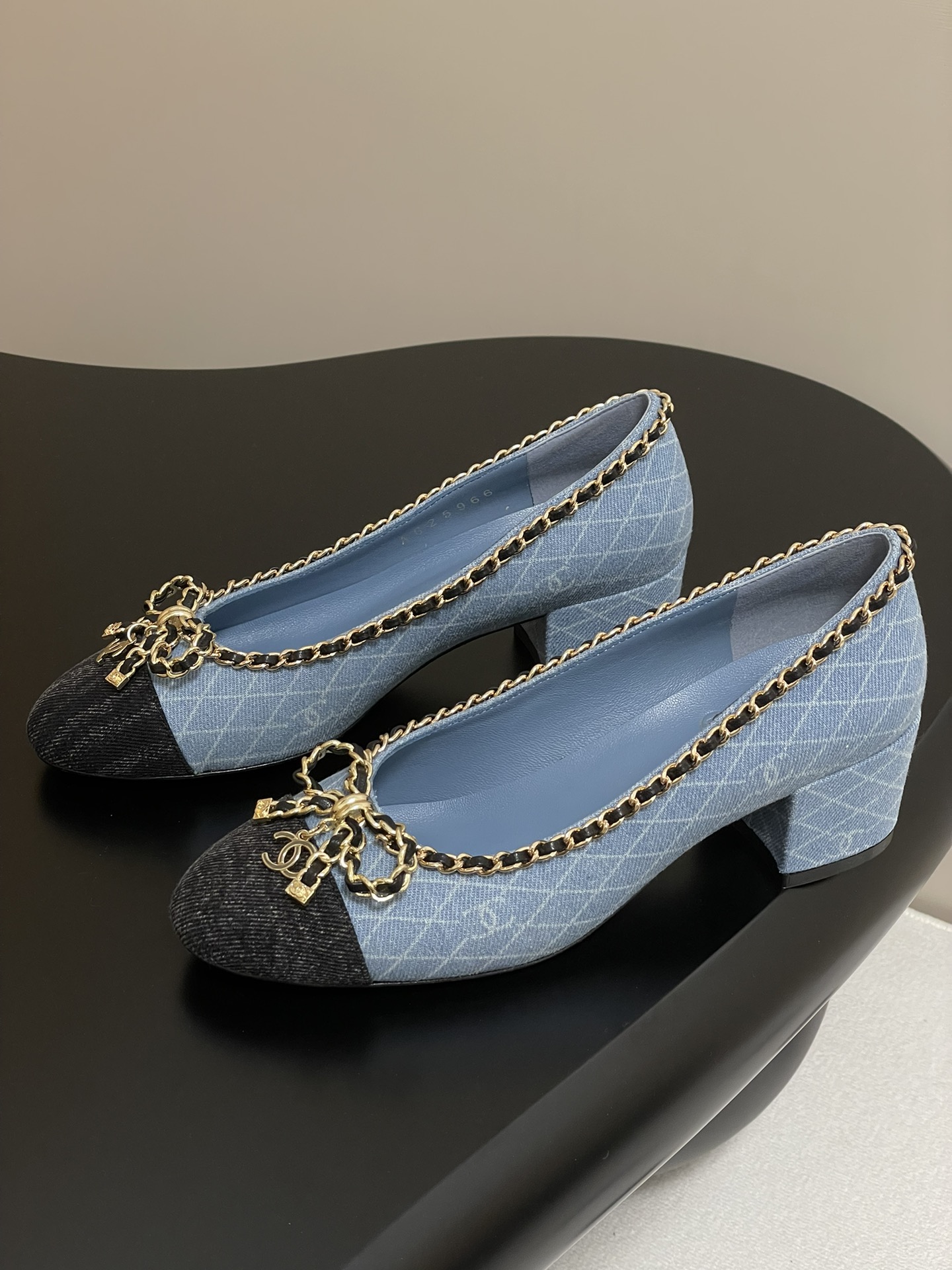 Chanel Denim Bow Chain Pumps, Elegant Block Heel Shoes for Women 5 i1743636292 4988 6