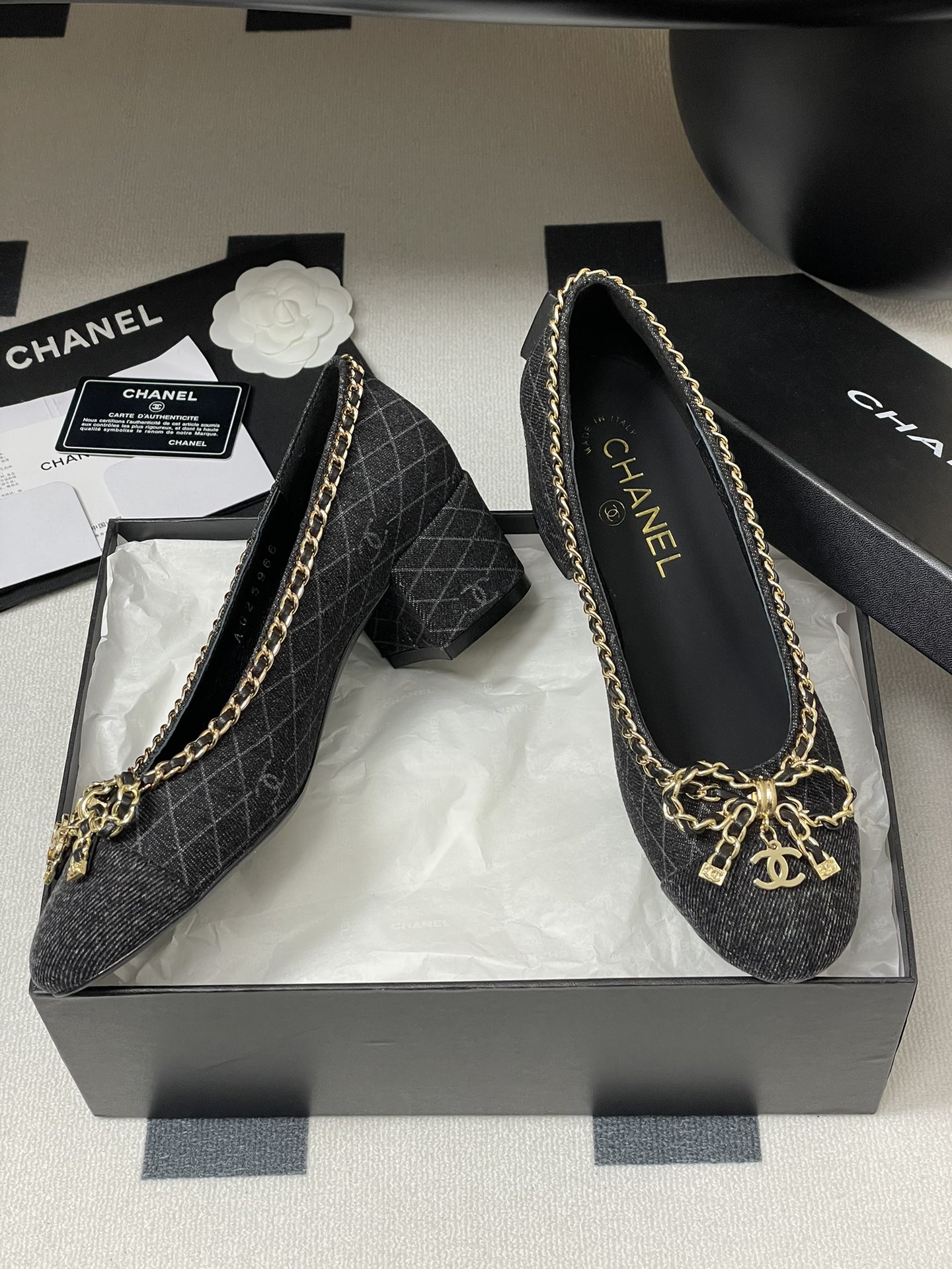 Chanel Denim Bow Chain Pumps - Classic Elegance and Comfort for Every Day 3 i1743636388 1538 2