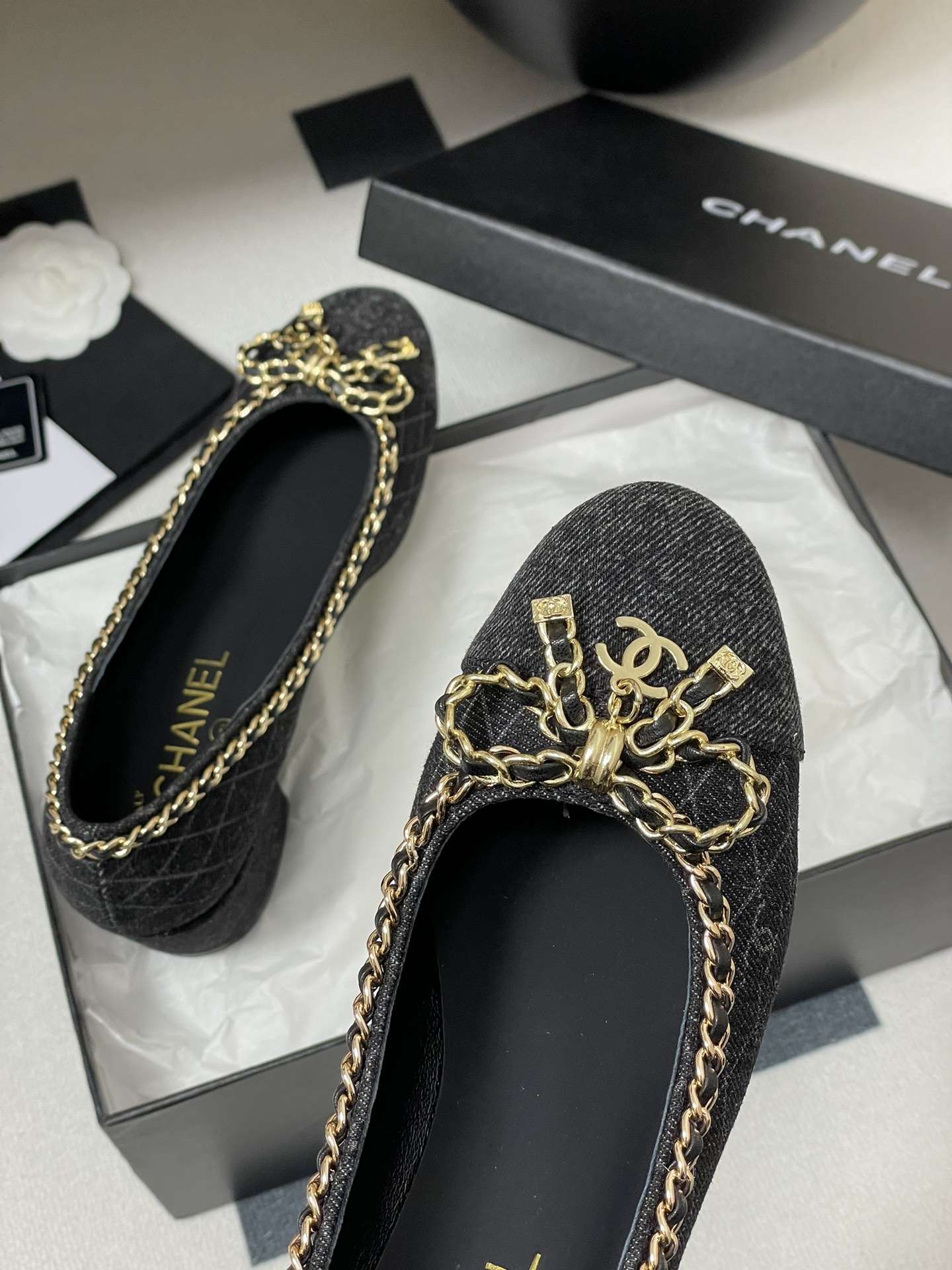 Chanel Denim Bow Chain Pumps - Classic Elegance and Comfort for Every Day 9 i1743636388 2759 7