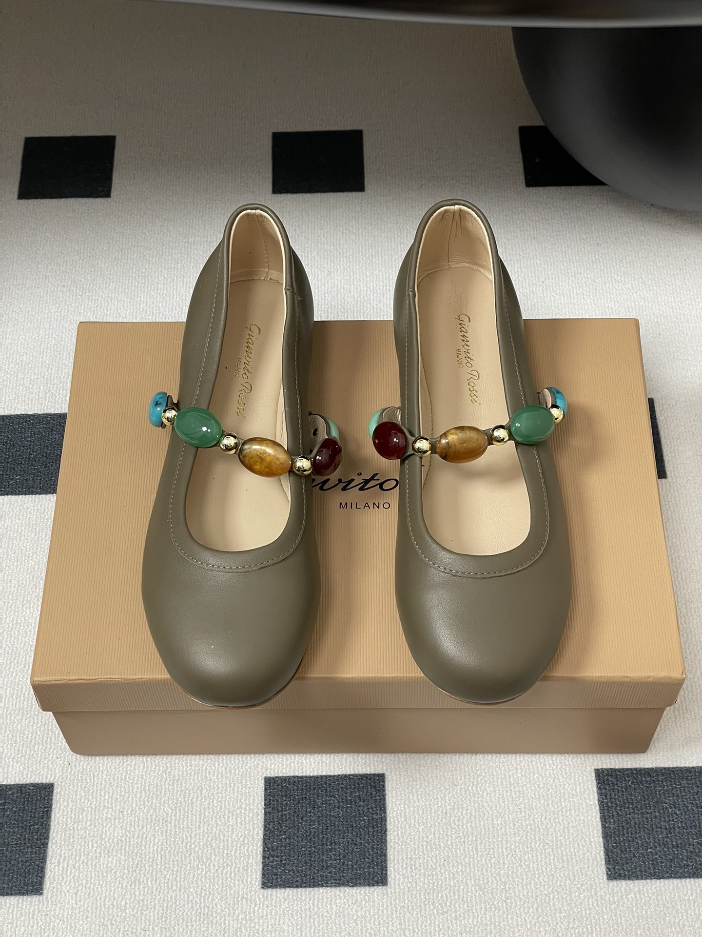 Gianvito Rossi Ballet Flats with Gemstone Strap. Soft Leather for Comfort. 6 i1743981548 5243 0