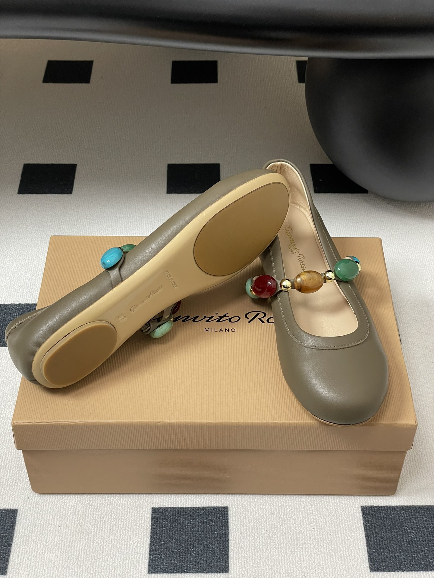 Gianvito Rossi Ballet Flats with Gemstone Strap. Soft Leather for Comfort. 9 i1743981548 8080 2