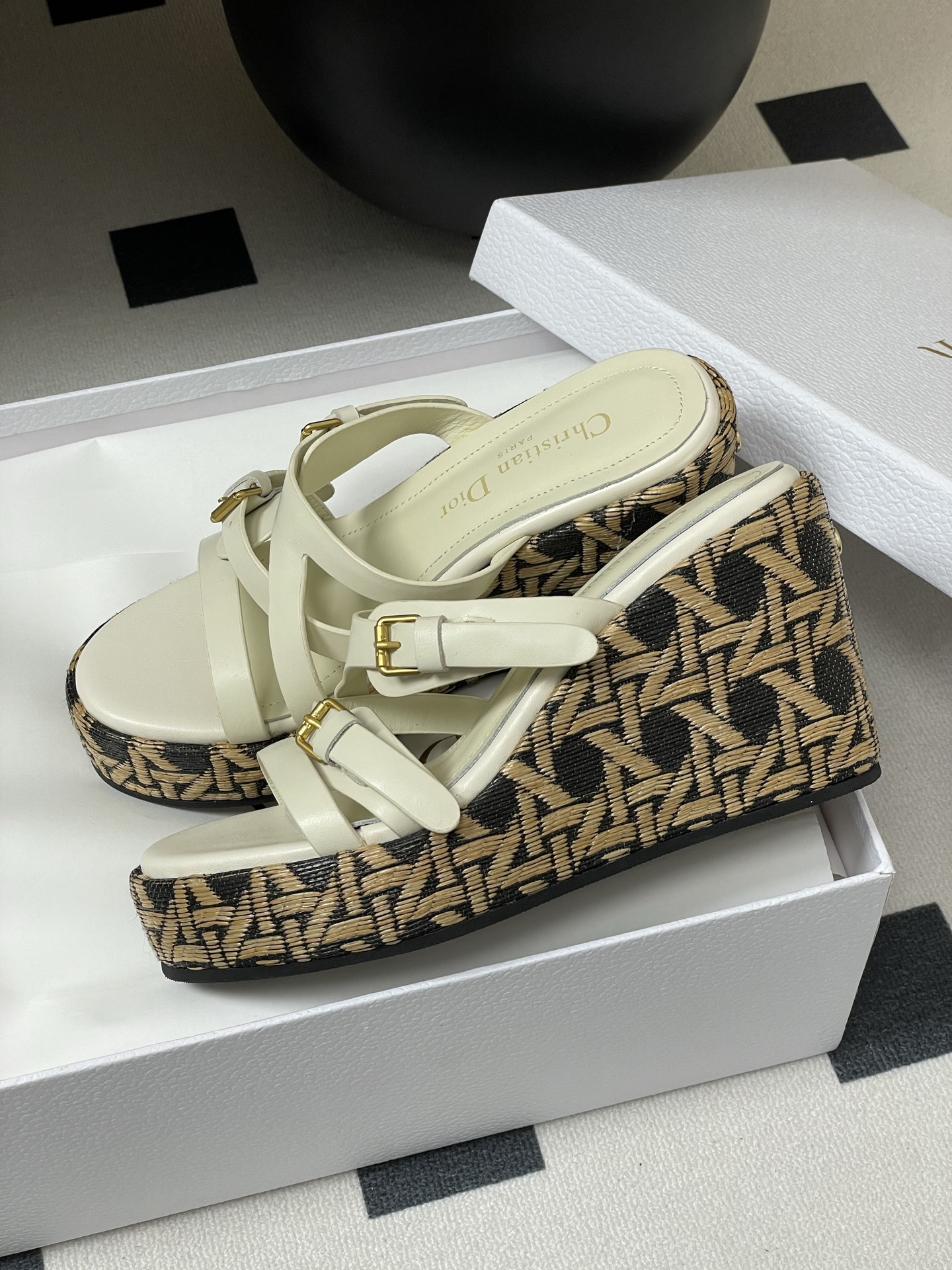 Dior 25ss春夏新款Dior 迪奥D-Attitude 坡跟凉拖鞋交叉扣带防水台拖鞋