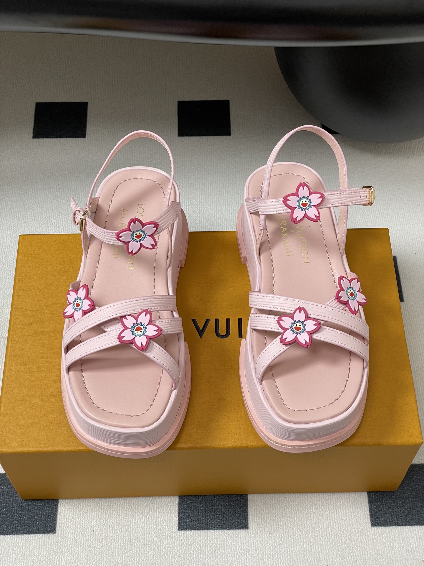 Louis Vuitton Maya Flatform Sandals - Pink Leather & Denim, Circle Logo 6 i1745101019794 3972 0 0