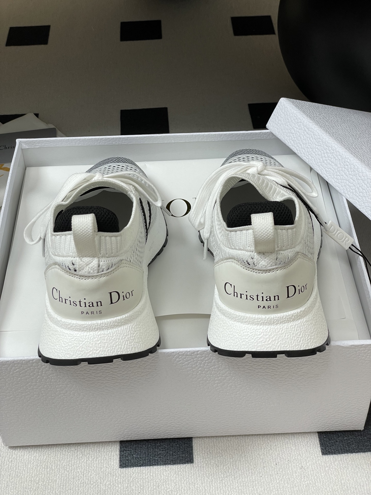 Dior Run'n'Dior Sneakers White and Black Mesh Casual Shoes – Stylish & Comfy 10 i1745508913411 3285 0 5